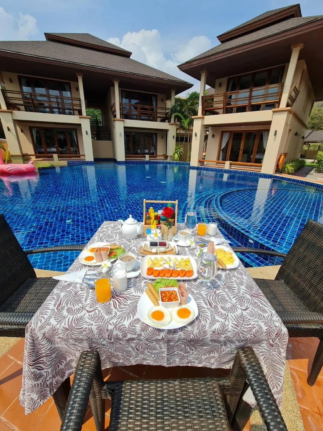 Breakfast in Elegancy Resort Hua Hin
