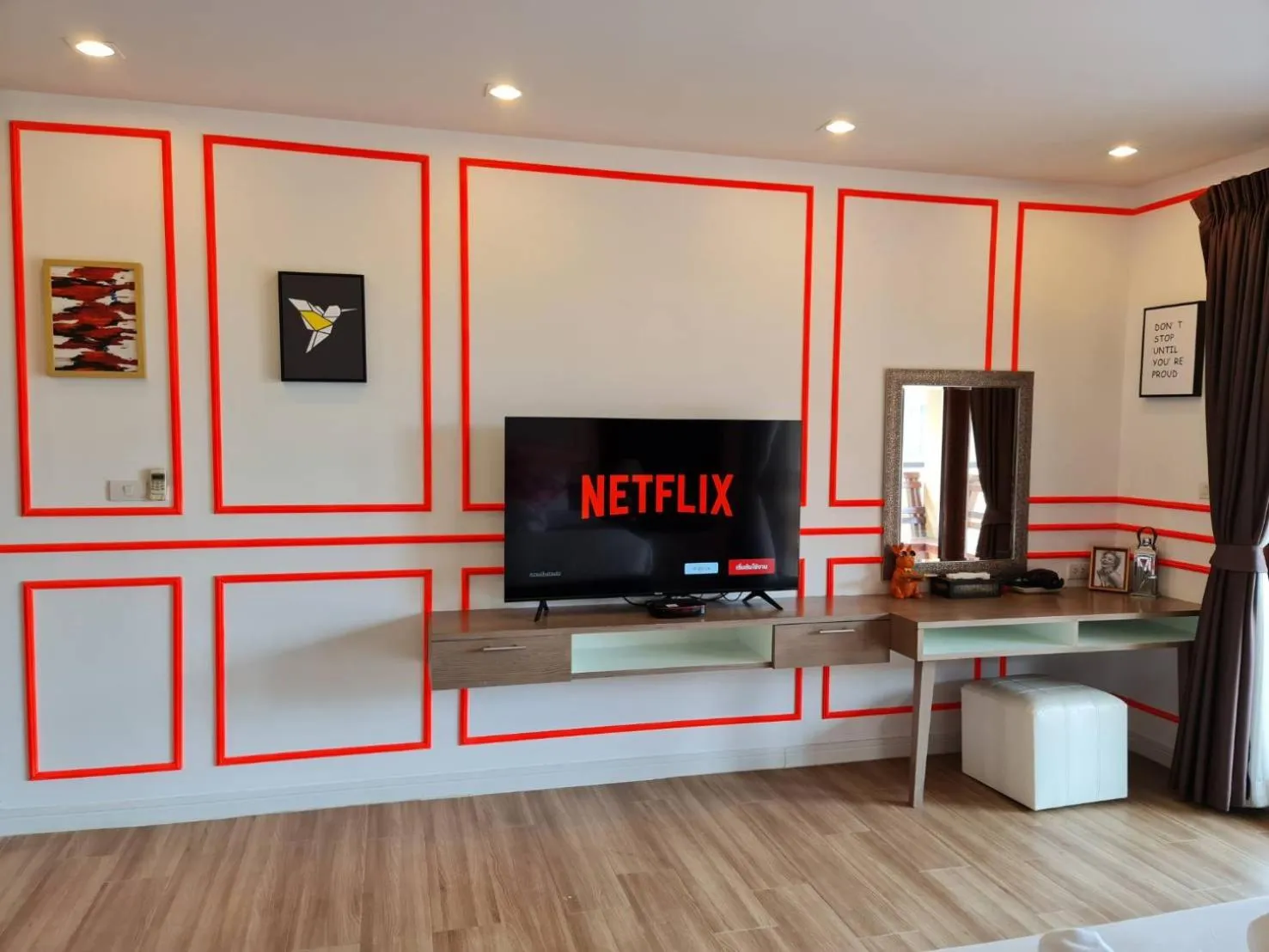 TV and multimedia in Elegancy Resort Hua Hin