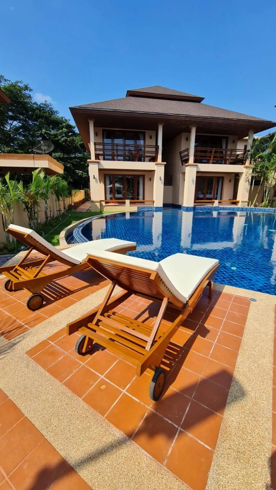 Swimming pool in Elegancy Resort Hua Hin