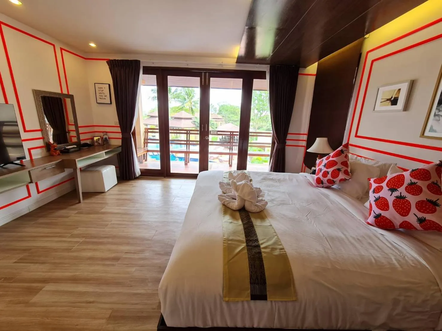Bed in Elegancy Resort Hua Hin