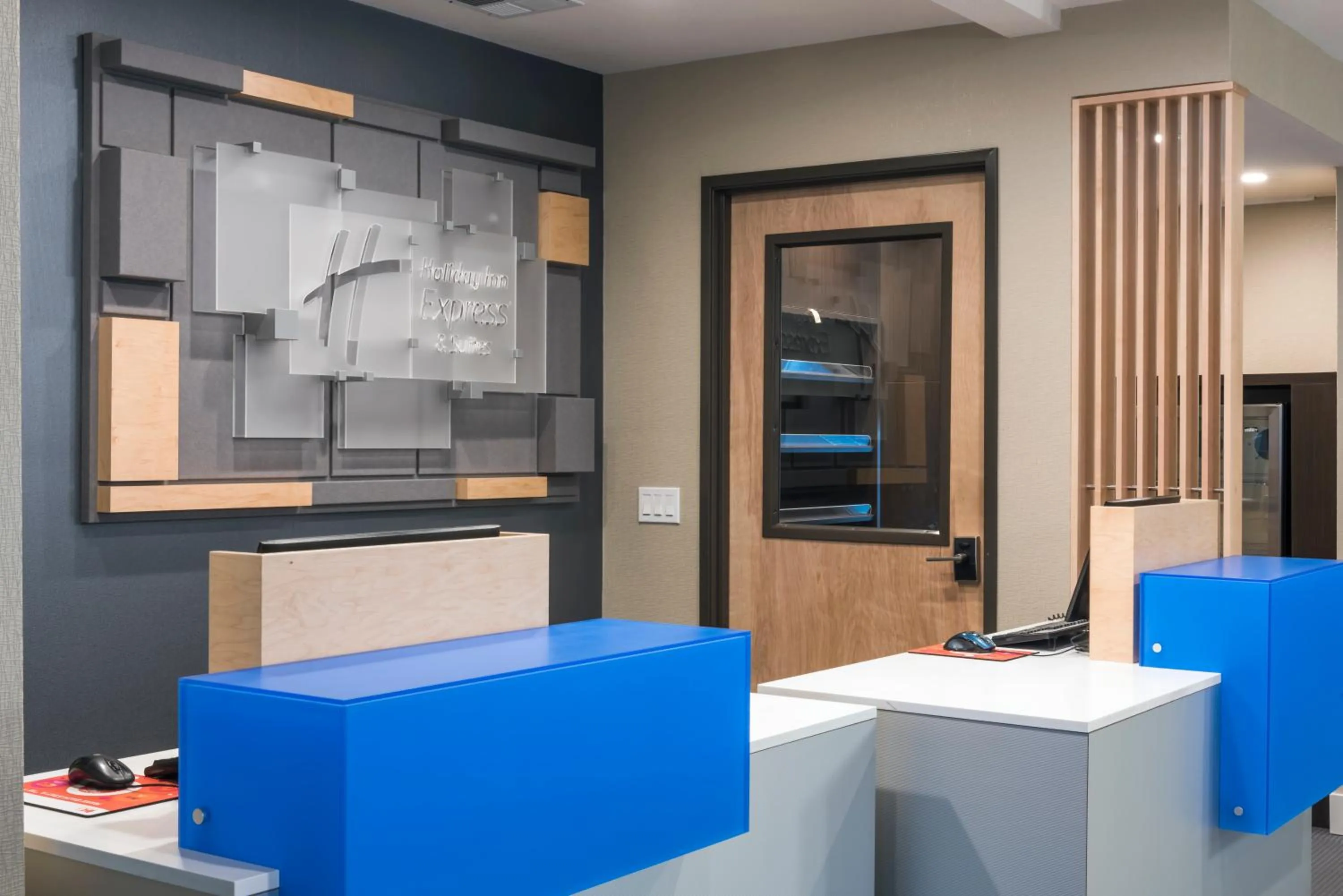 Property building in Holiday Inn Express Hotel & Suites Livermore by IHG