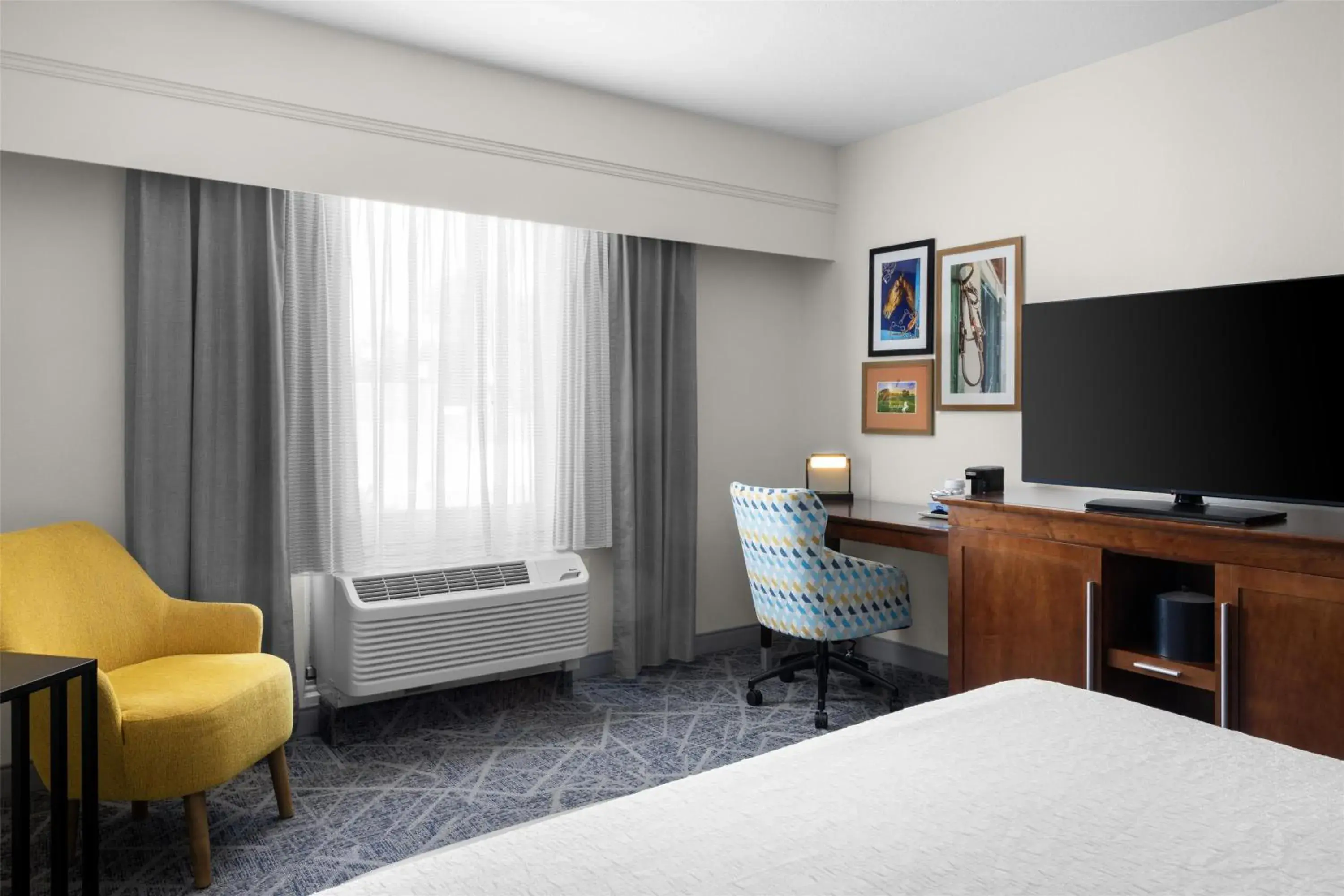 King Room - Non-Smoking in Hampton Inn Lexington Medical Center, KY King Room - Non-Smoking in Hampton Inn Lexington Medical Center, KY