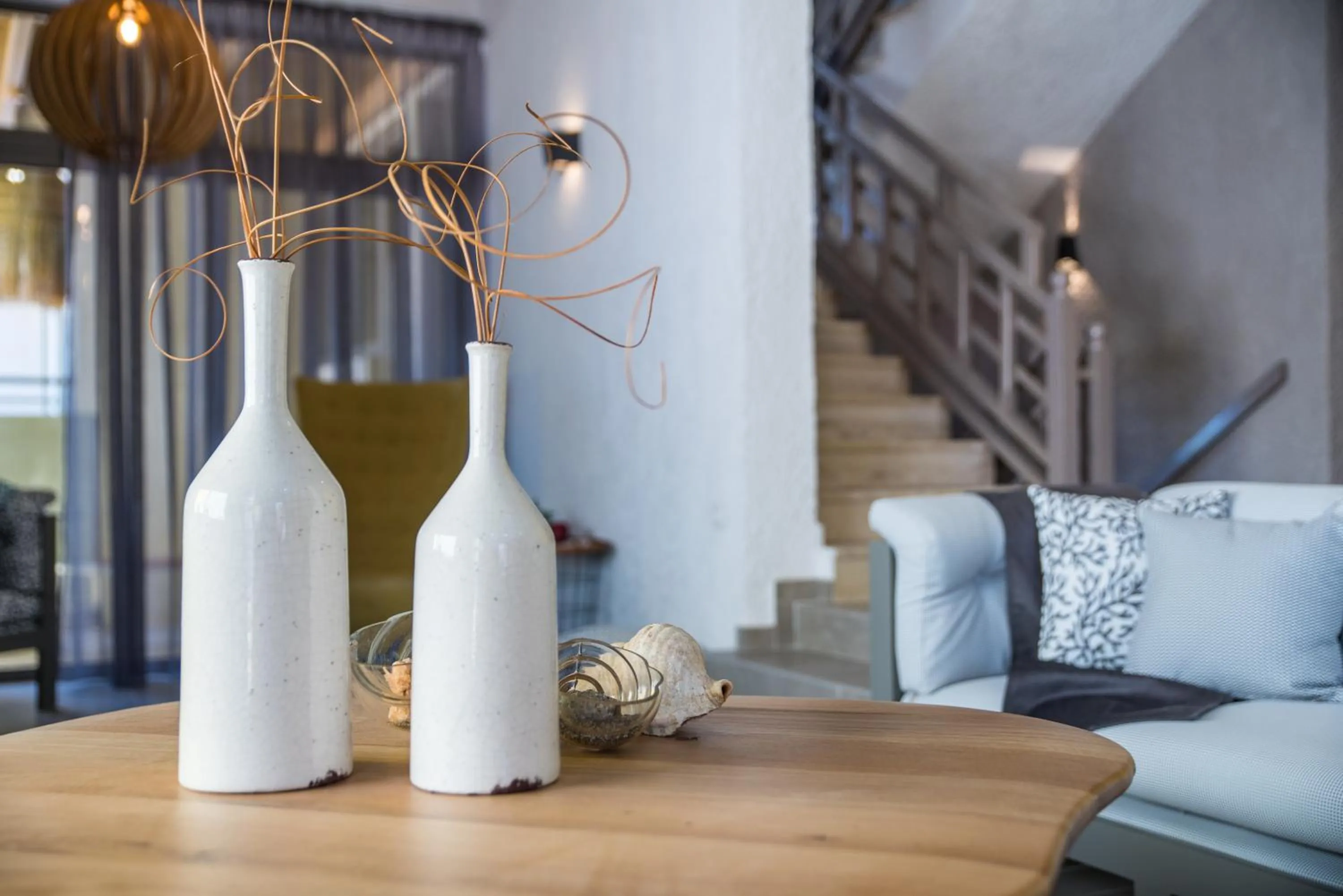 Communal lounge/ TV room in Natali Apartments by Estia