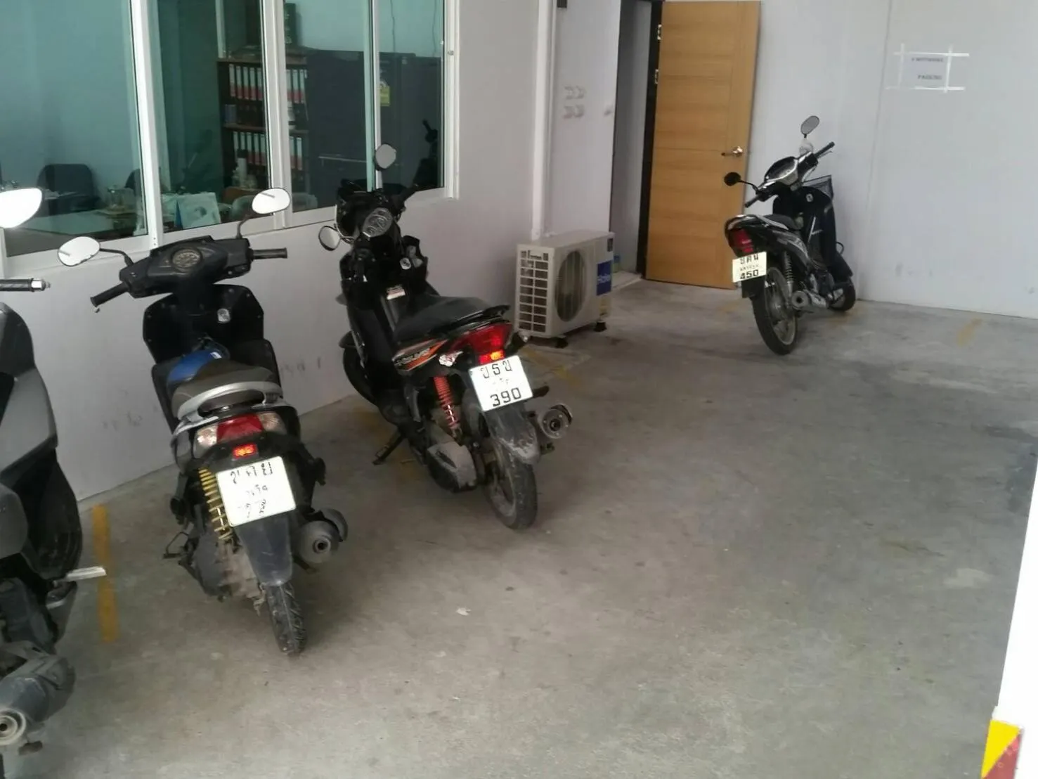 Parking in The C Park