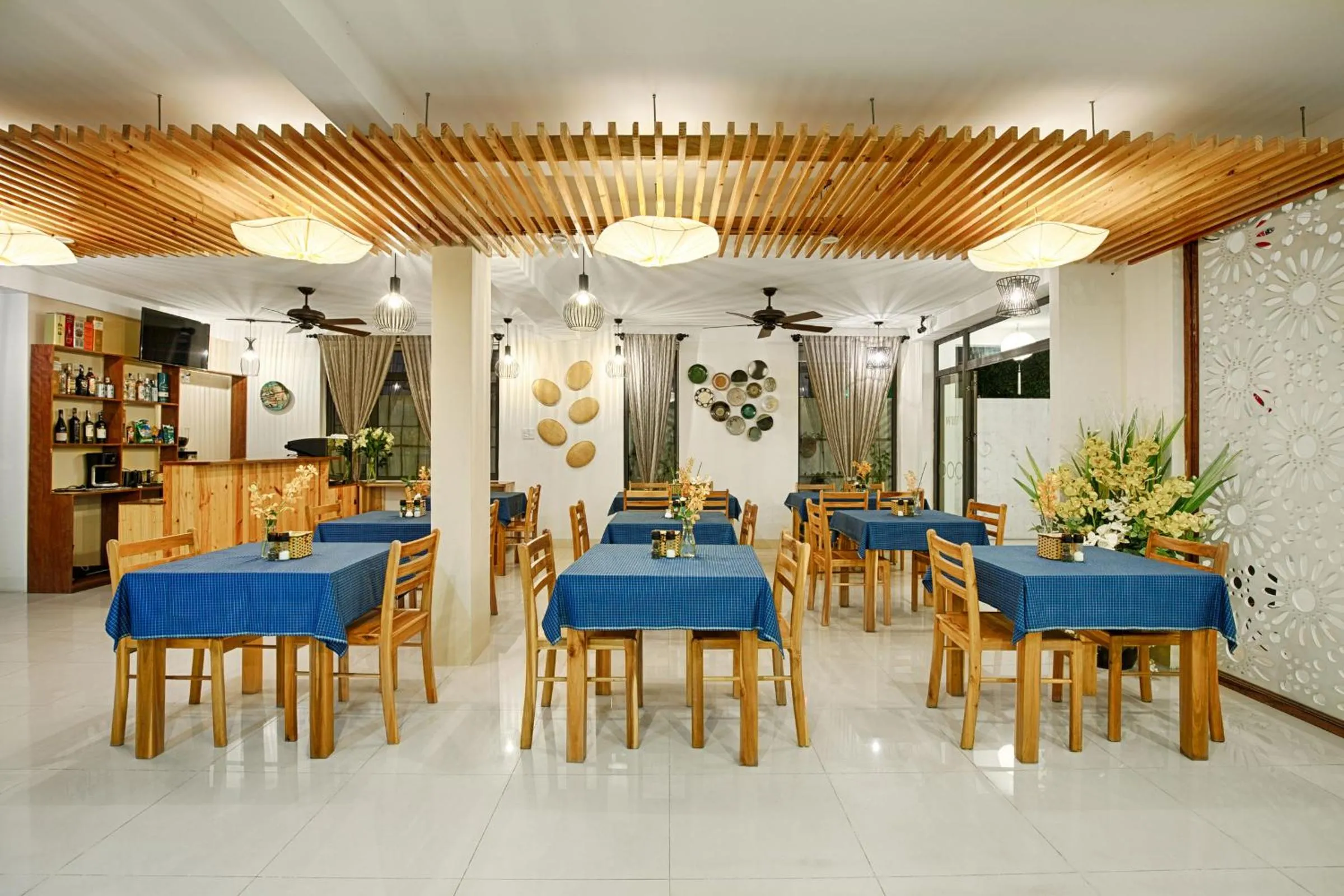 Restaurant/places to eat in Mai Boutique Villa