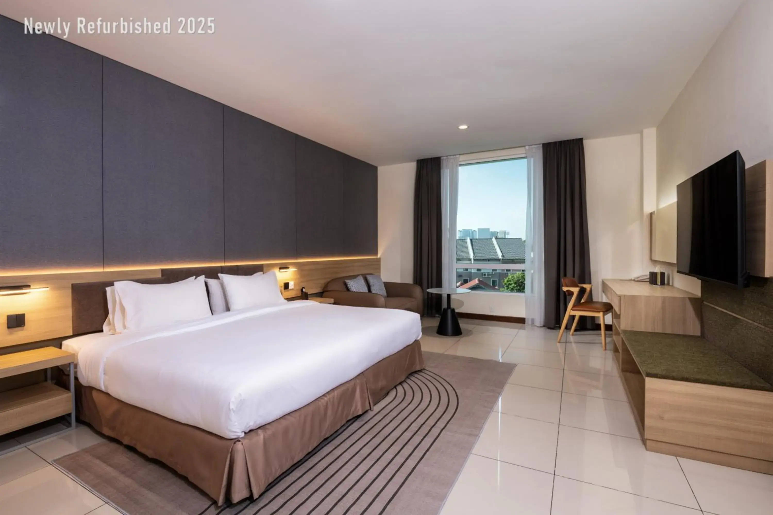 Deluxe King Room in One Pacific Hotel and Serviced Apartments Deluxe King Room in One Pacific Hotel and Serviced Apartments