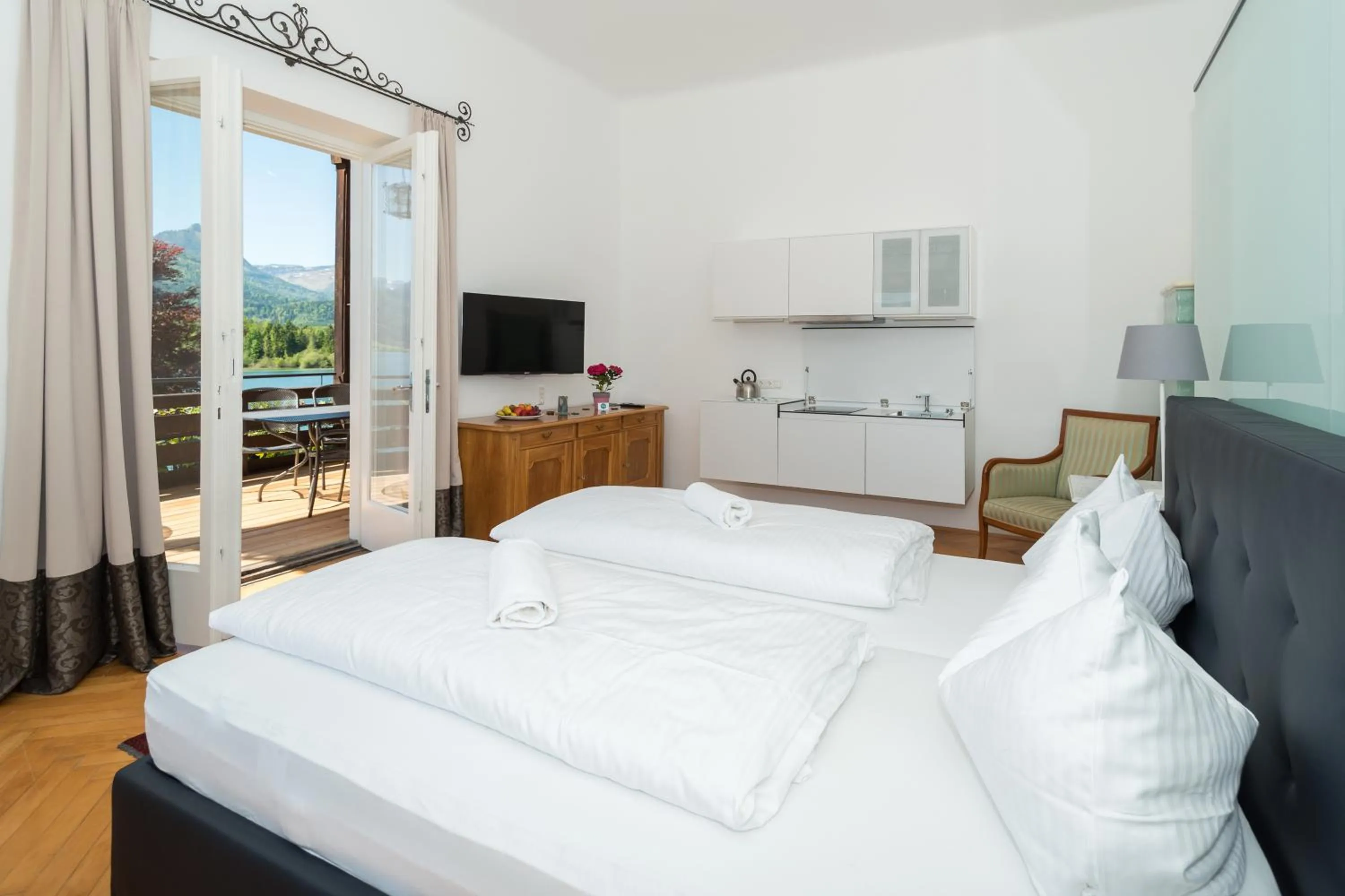 Photo of the whole room, Bed in Seehaus Familie Leifer