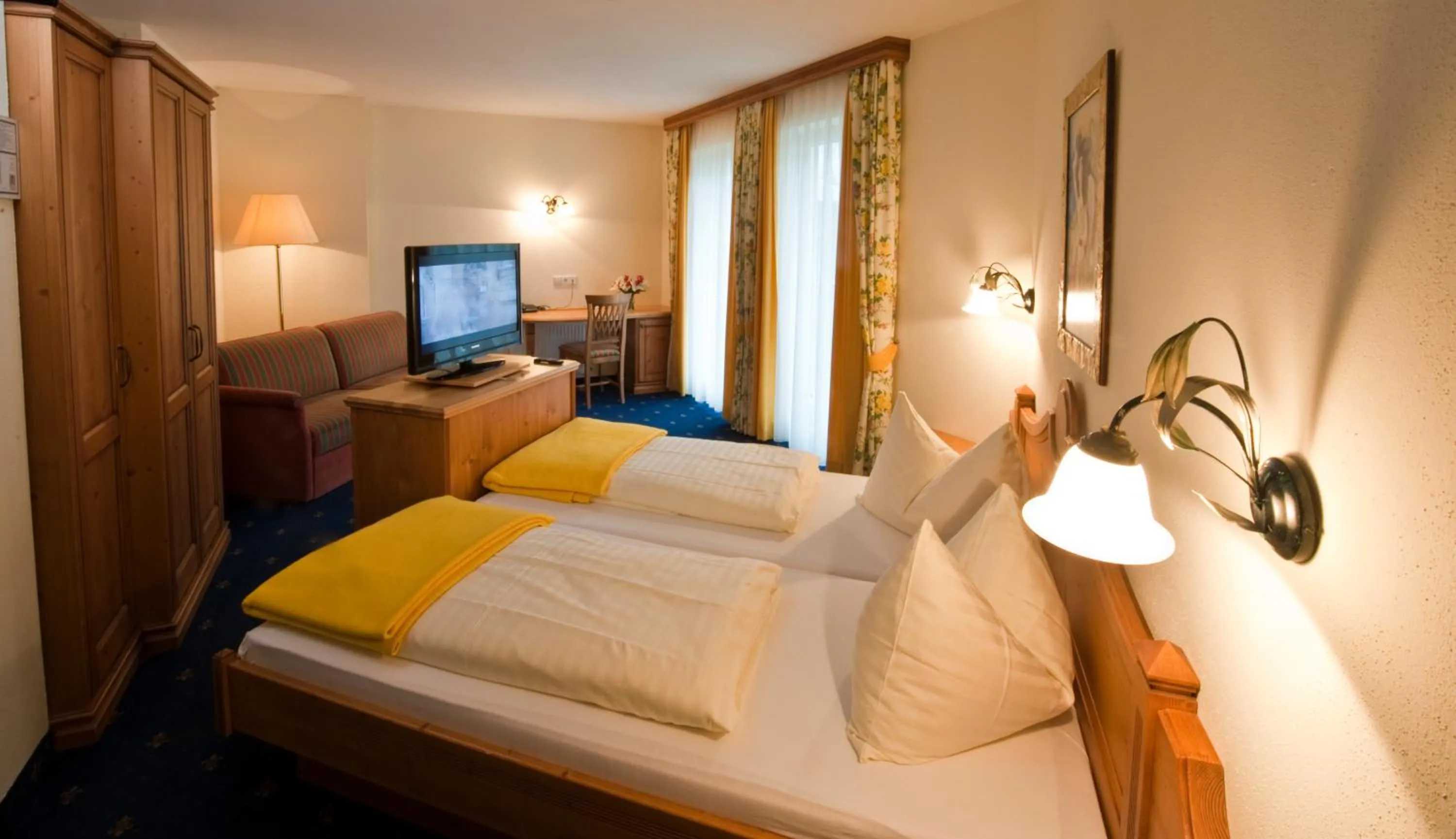Day, Bed in Hotel Hammerwirt - Forellenhof
