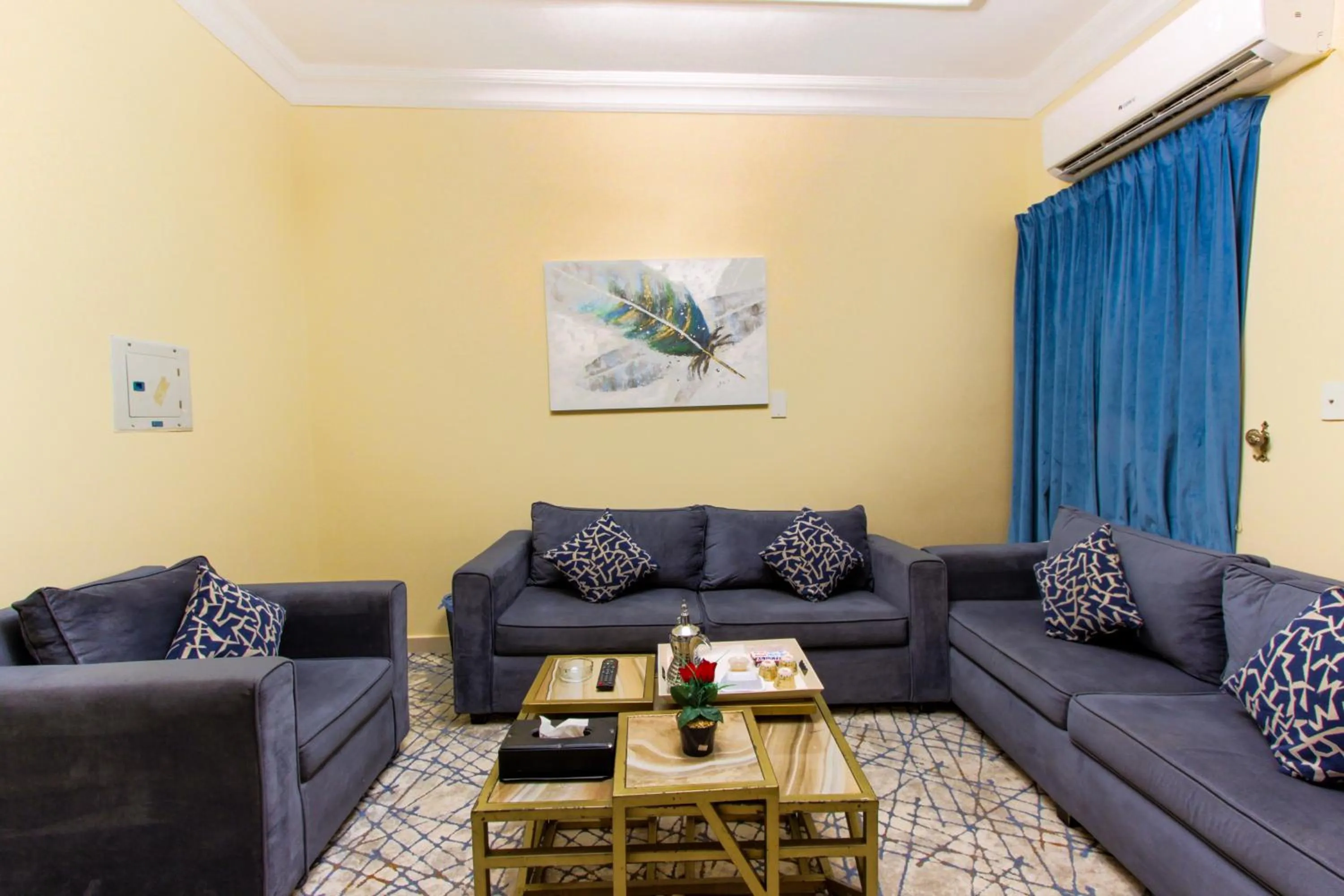 Seating area in شقق مسكن الضيافة للشقق المخدومة 2