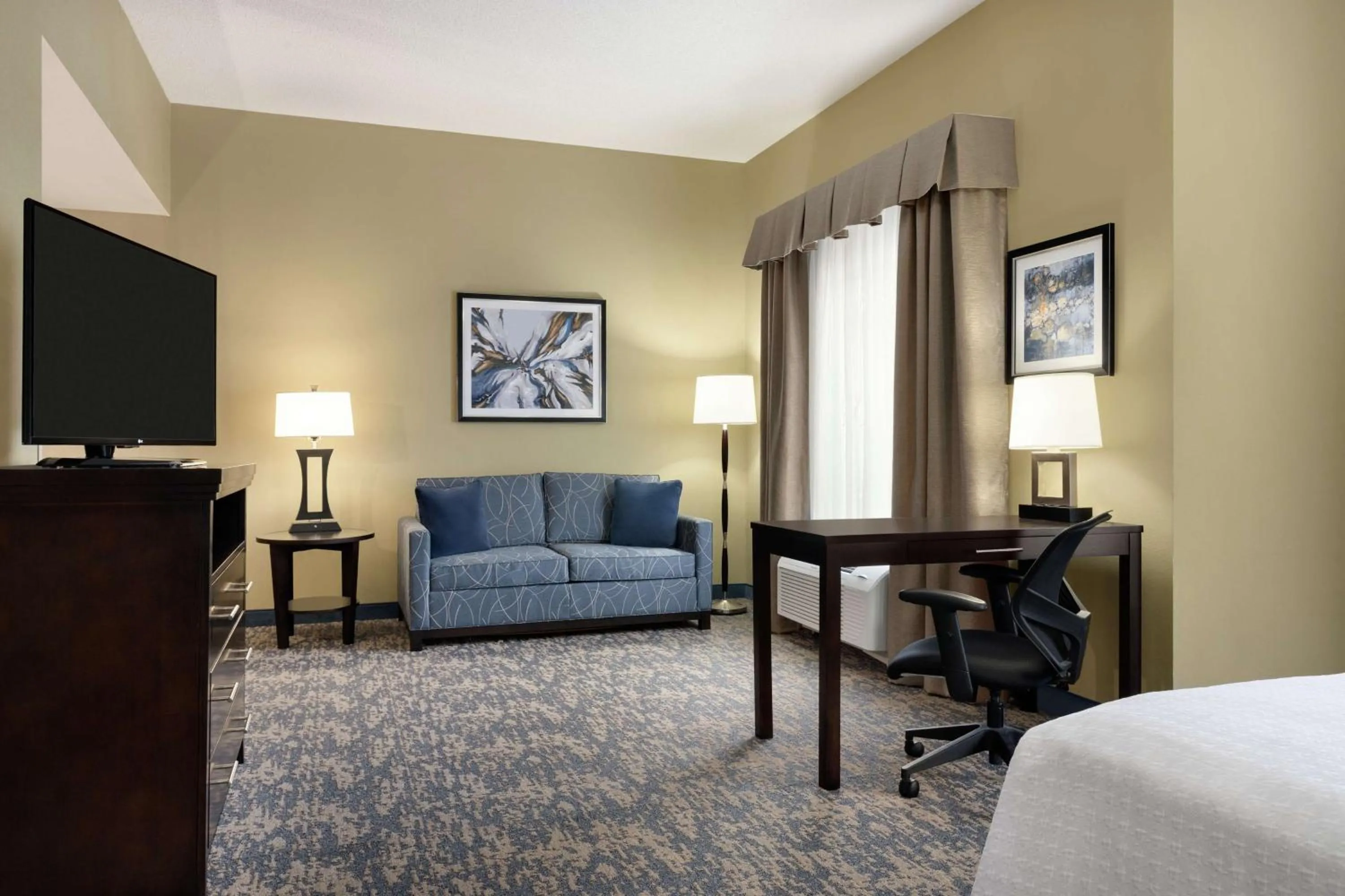 Bedroom, Bed in Homewood Suites by Hilton Fort Smith