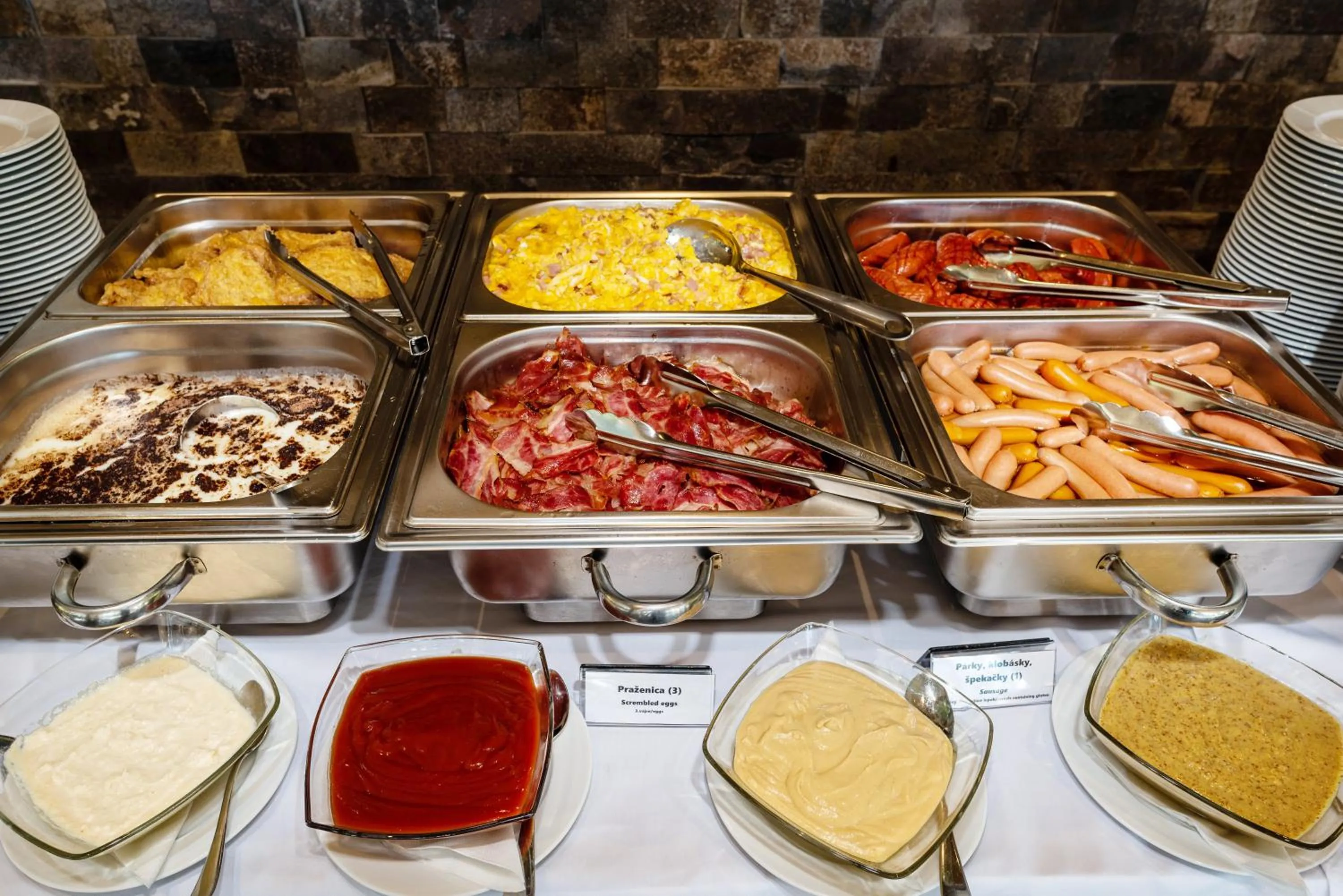 Restaurant/places to eat in Hotel Björnson & Björnson TREE HOUSES Jasná