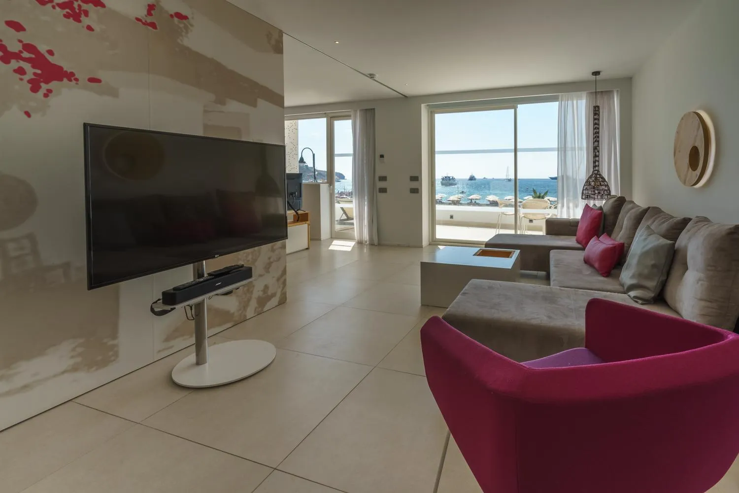 One Ibiza Suites