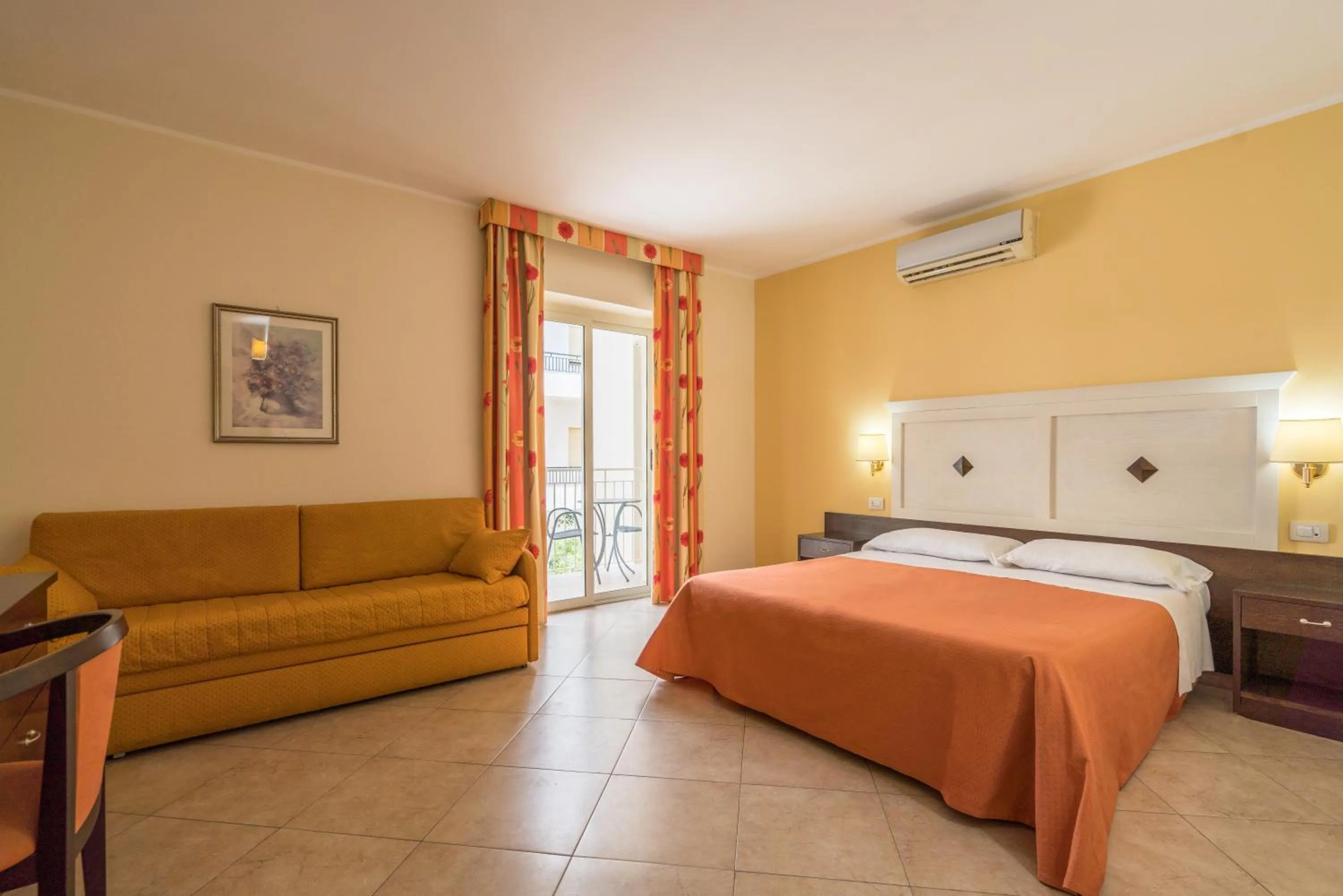 Bed in Hotel Orizzonte