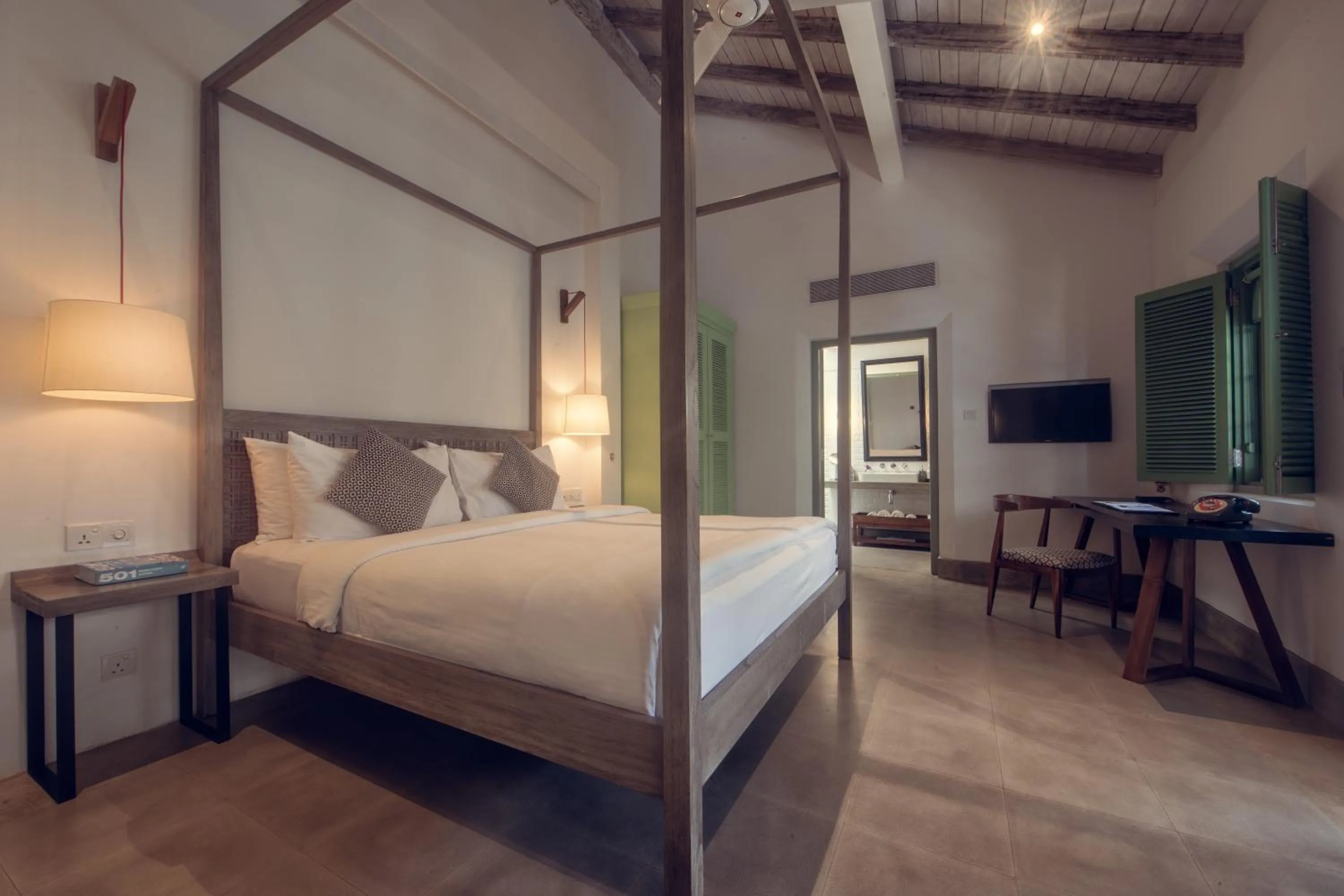 Bedroom, Bed in Fort Bazaar