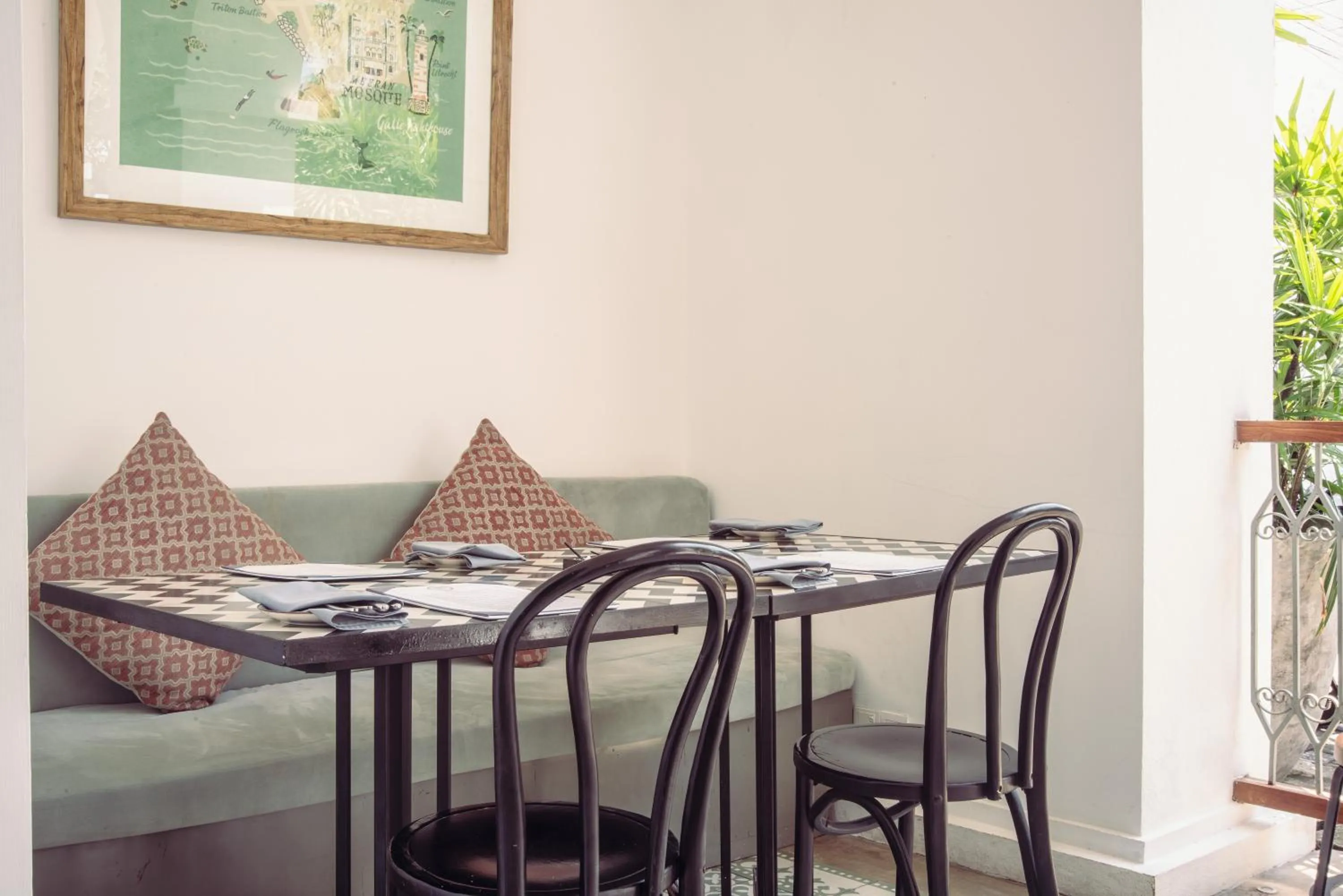 Seating area in Fort Bazaar