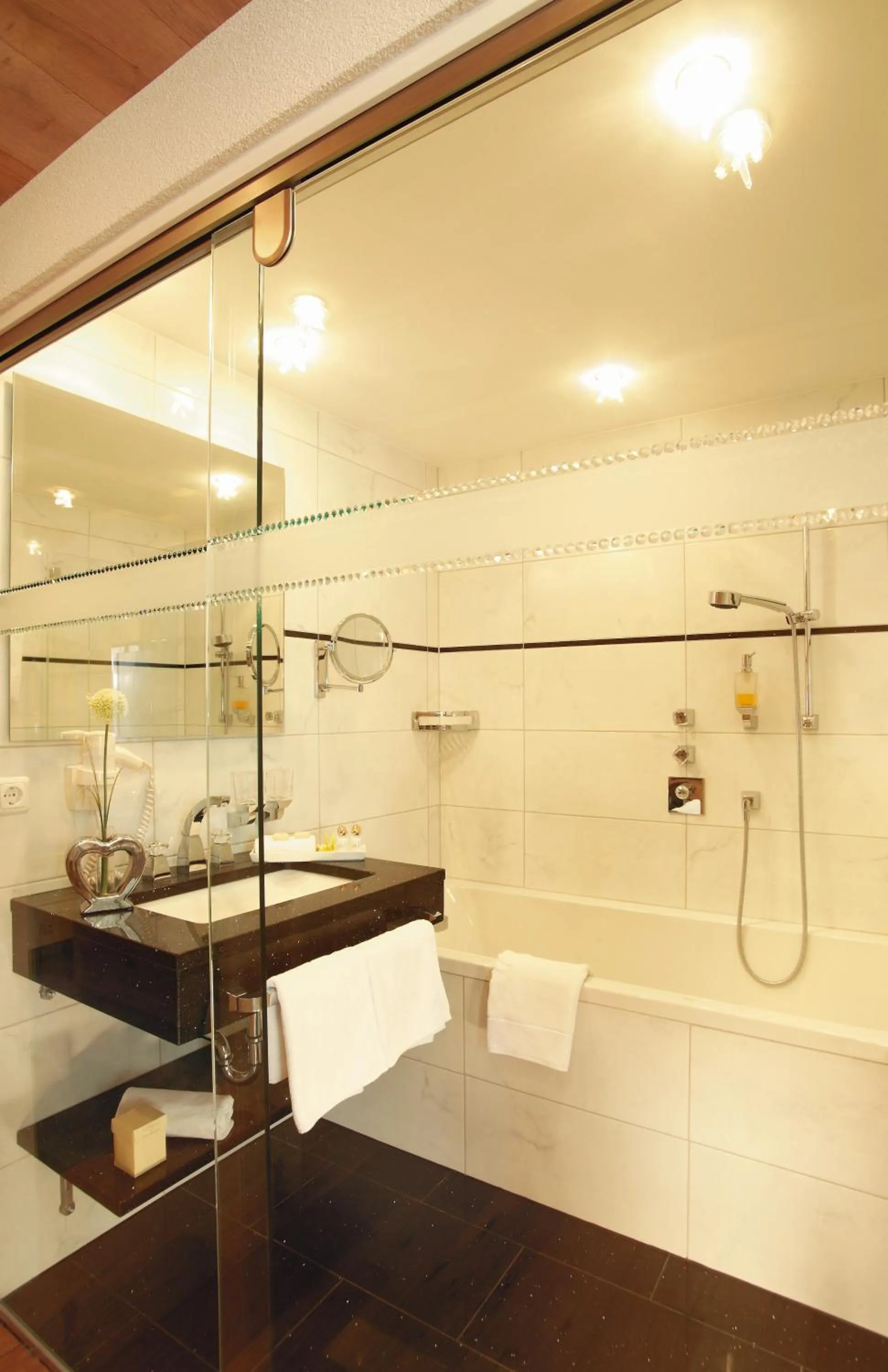 Bathroom in Hotel Sonne Ischgl