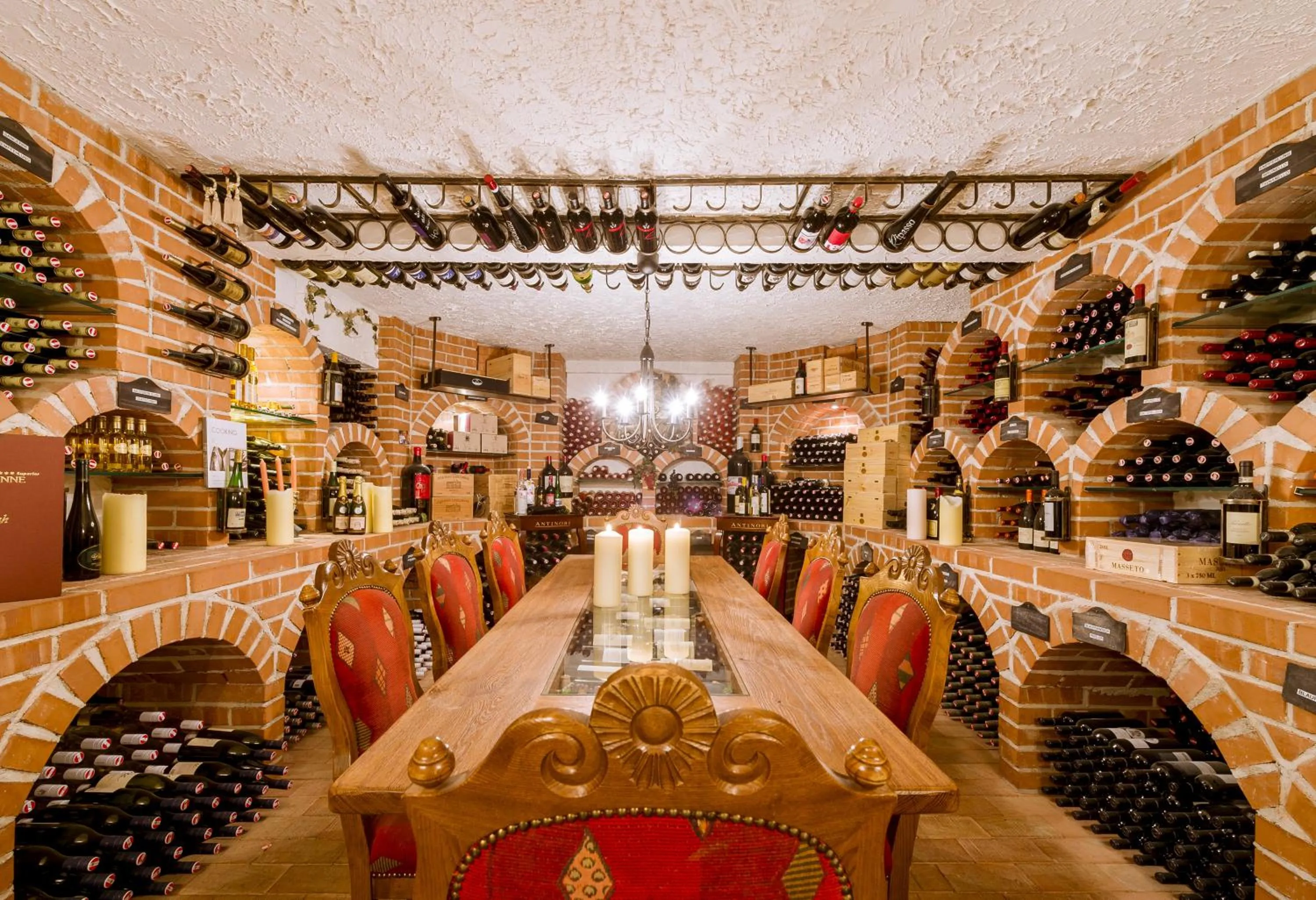 Alcoholic drinks in Hotel Sonne Ischgl