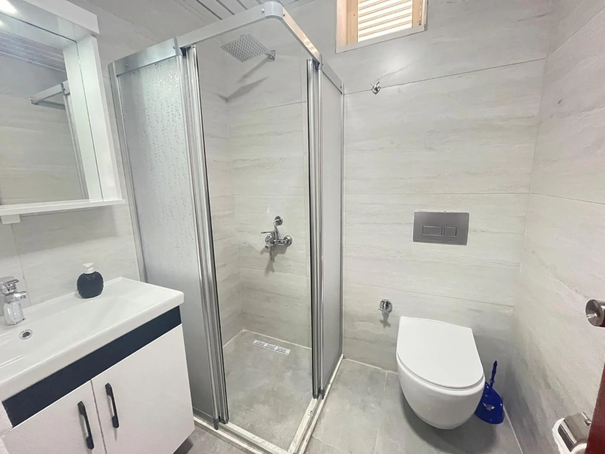 Shower in HOLIDAY APART 50 meters to BEACH, Sea view apartments