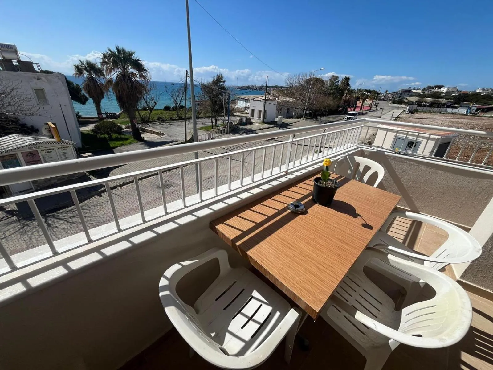 Day in HOLIDAY APART 50 meters to BEACH, Sea view apartments