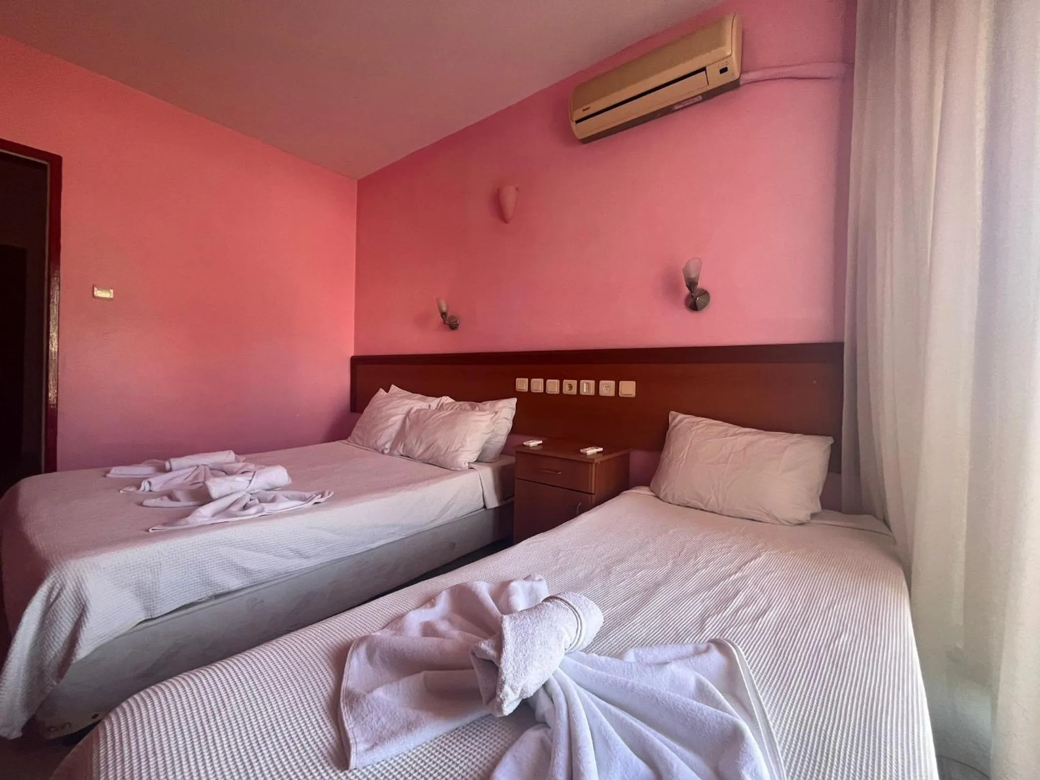 Bed in HOLIDAY APART 50 meters to BEACH, Sea view apartments