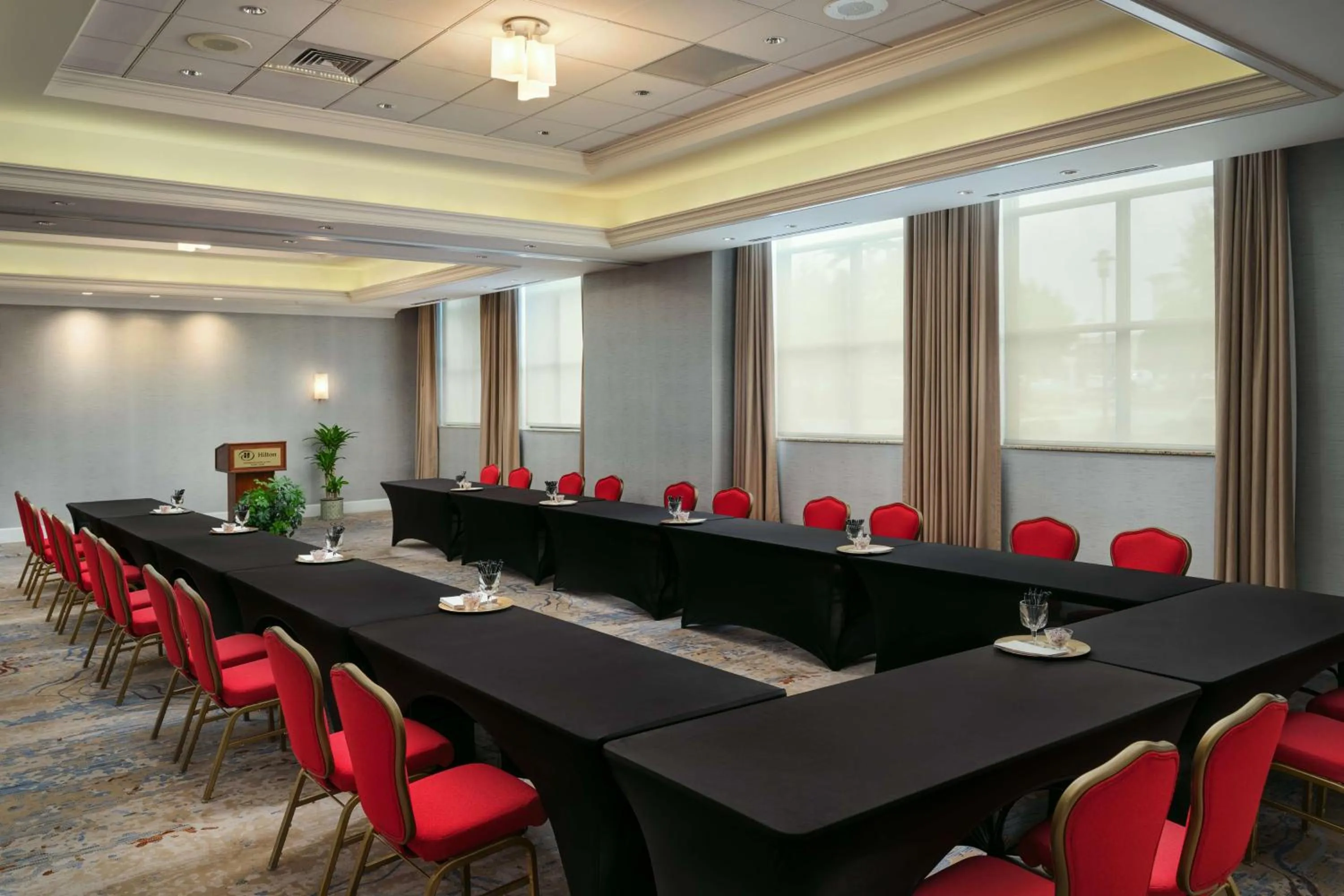 Meeting/conference room in Hilton Richmond Hotel & Spa Short Pump