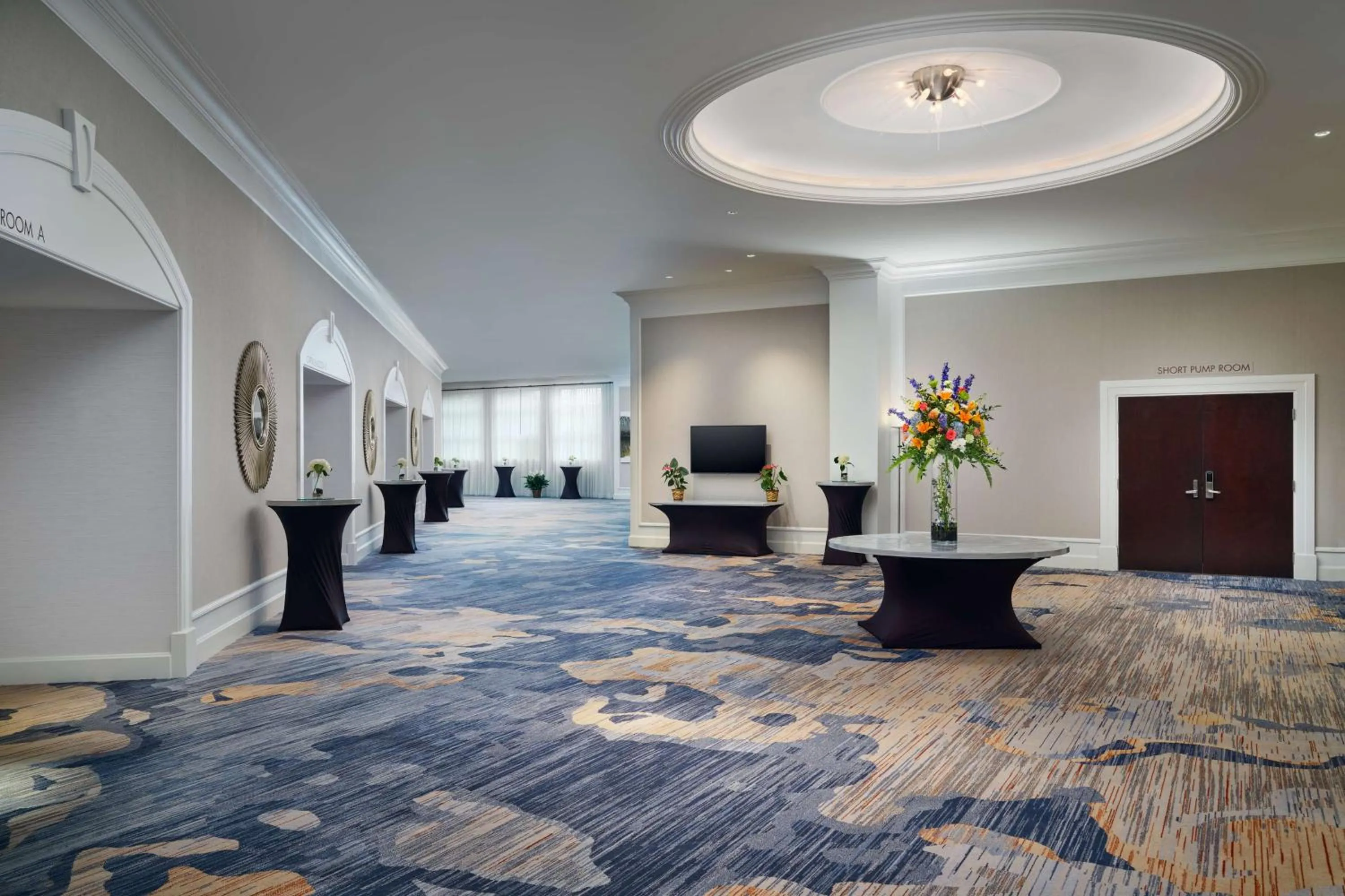 Meeting/conference room in Hilton Richmond Hotel & Spa Short Pump