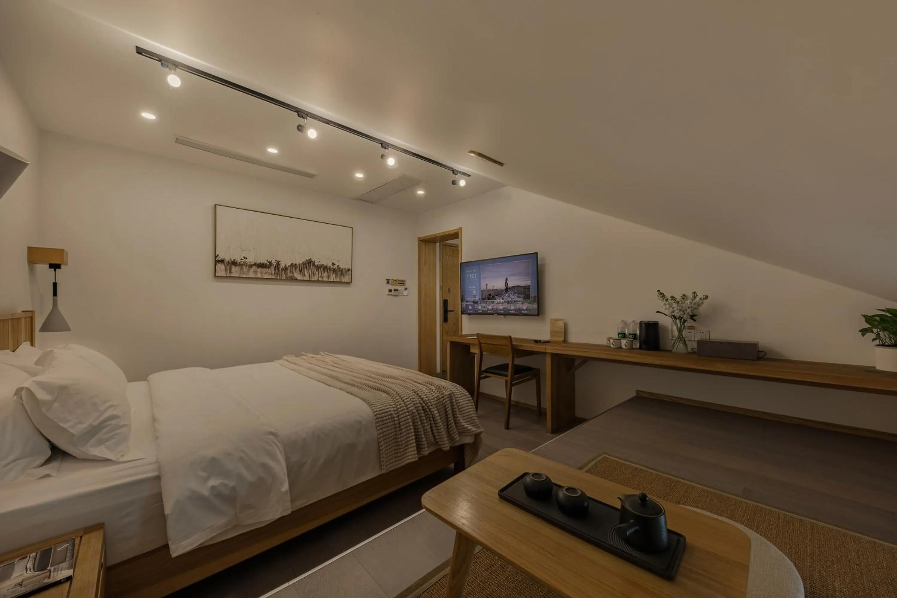 Bedroom, Bed in T innn - West Lake - Yueshang Yunshe Homestay - Hangzhou Taiziwan Park Branch