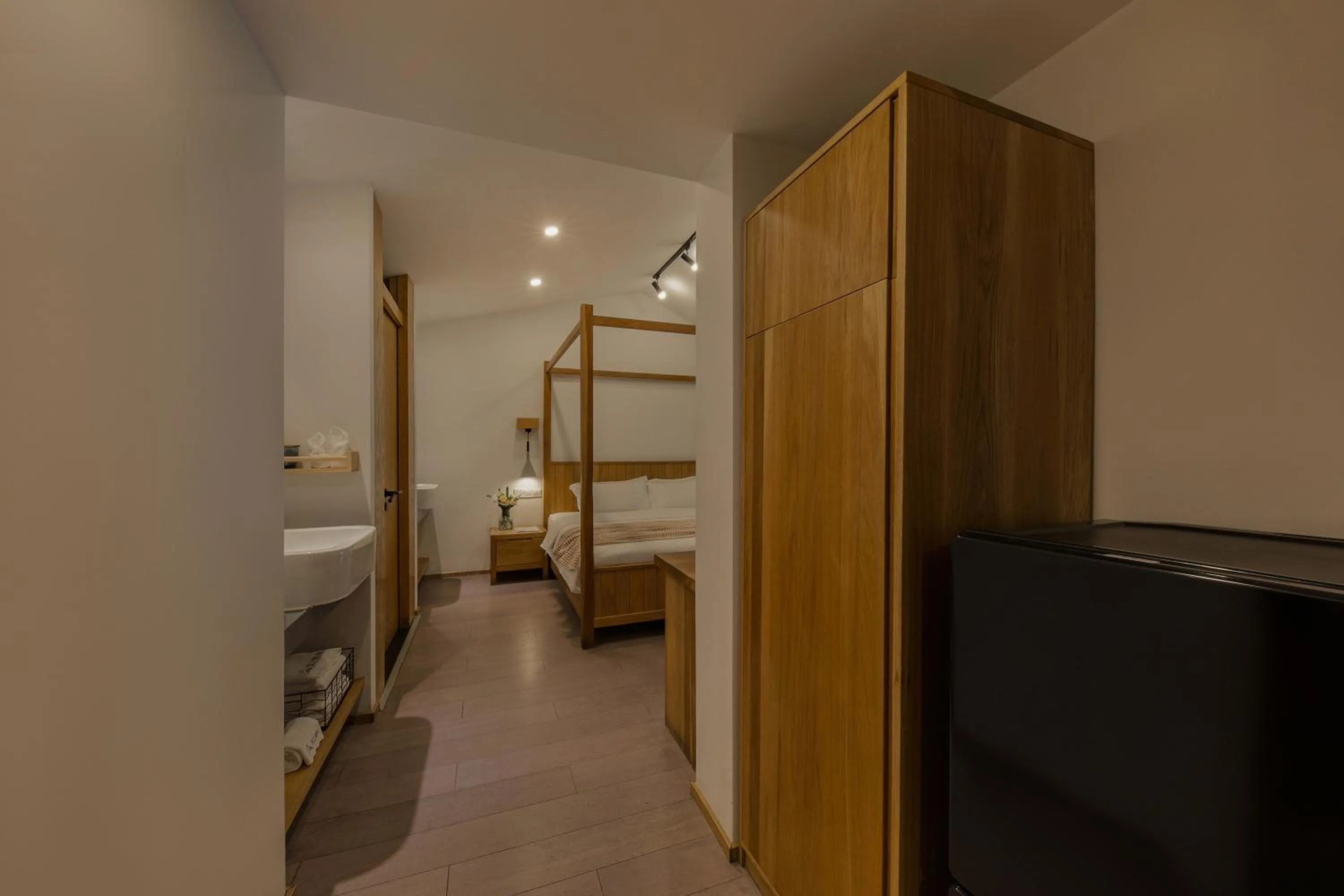 Bedroom, Bed in T innn - West Lake - Yueshang Yunshe Homestay - Hangzhou Taiziwan Park Branch