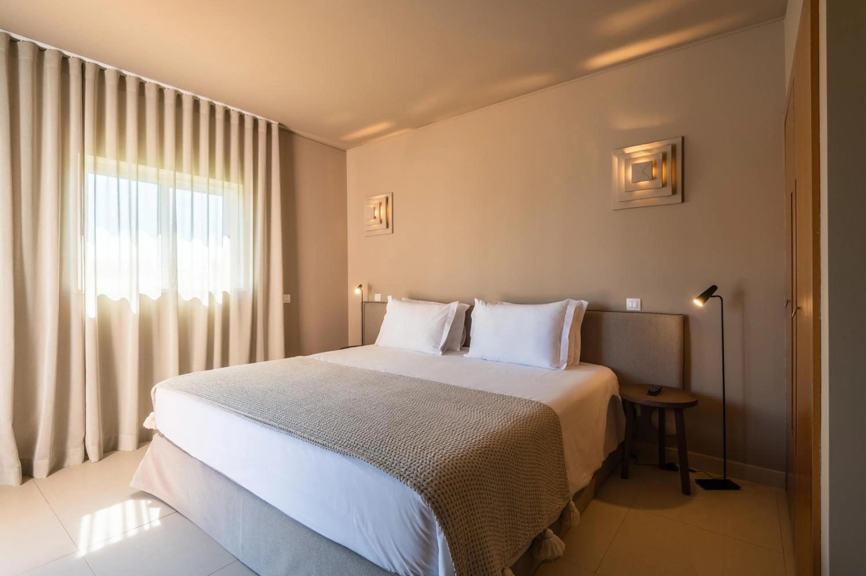 Bedroom, Bed in Vale da Lapa Village Resort