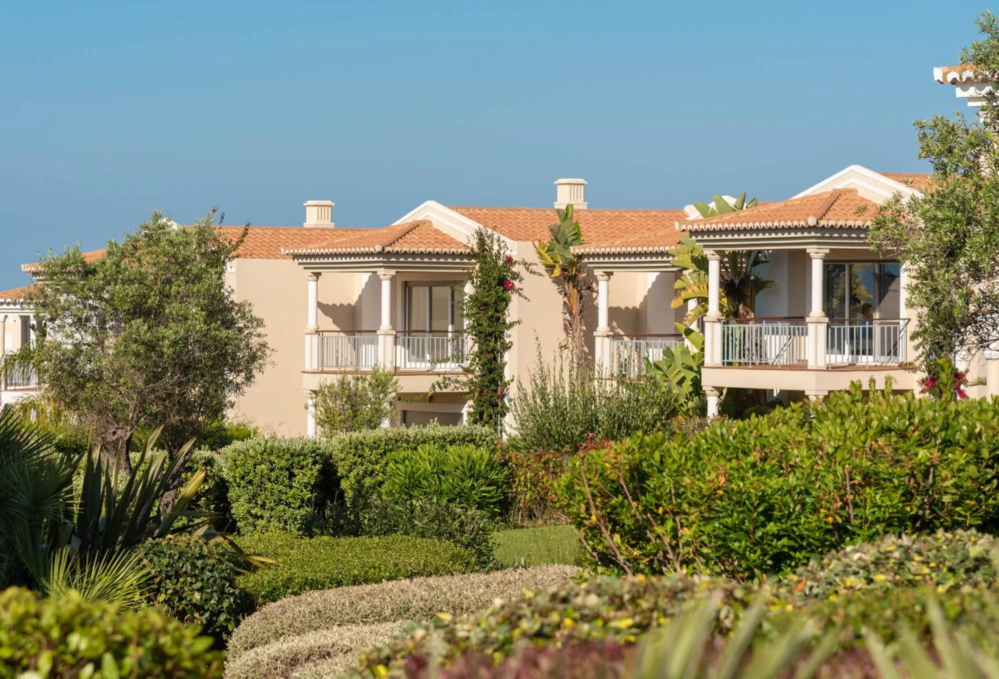 Decorative detail in Vale da Lapa Village Resort