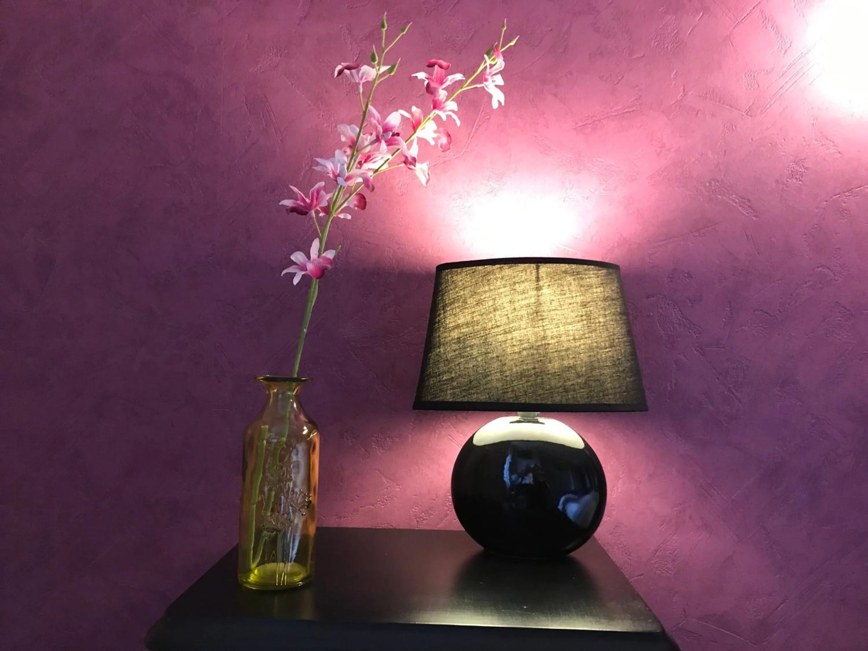 Decorative detail in Hôtel Les Deux Magots