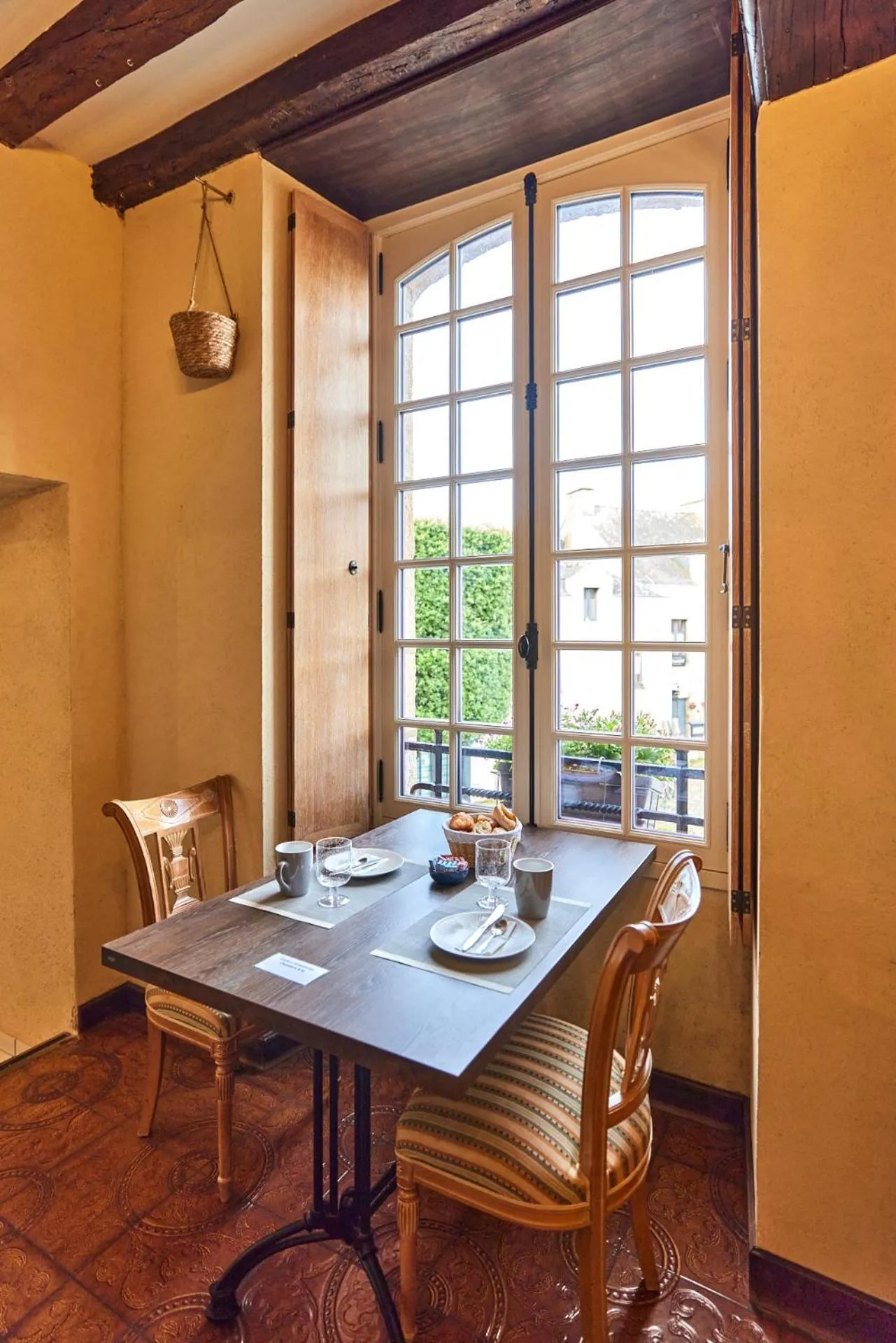 Breakfast in Hôtel Les Deux Magots