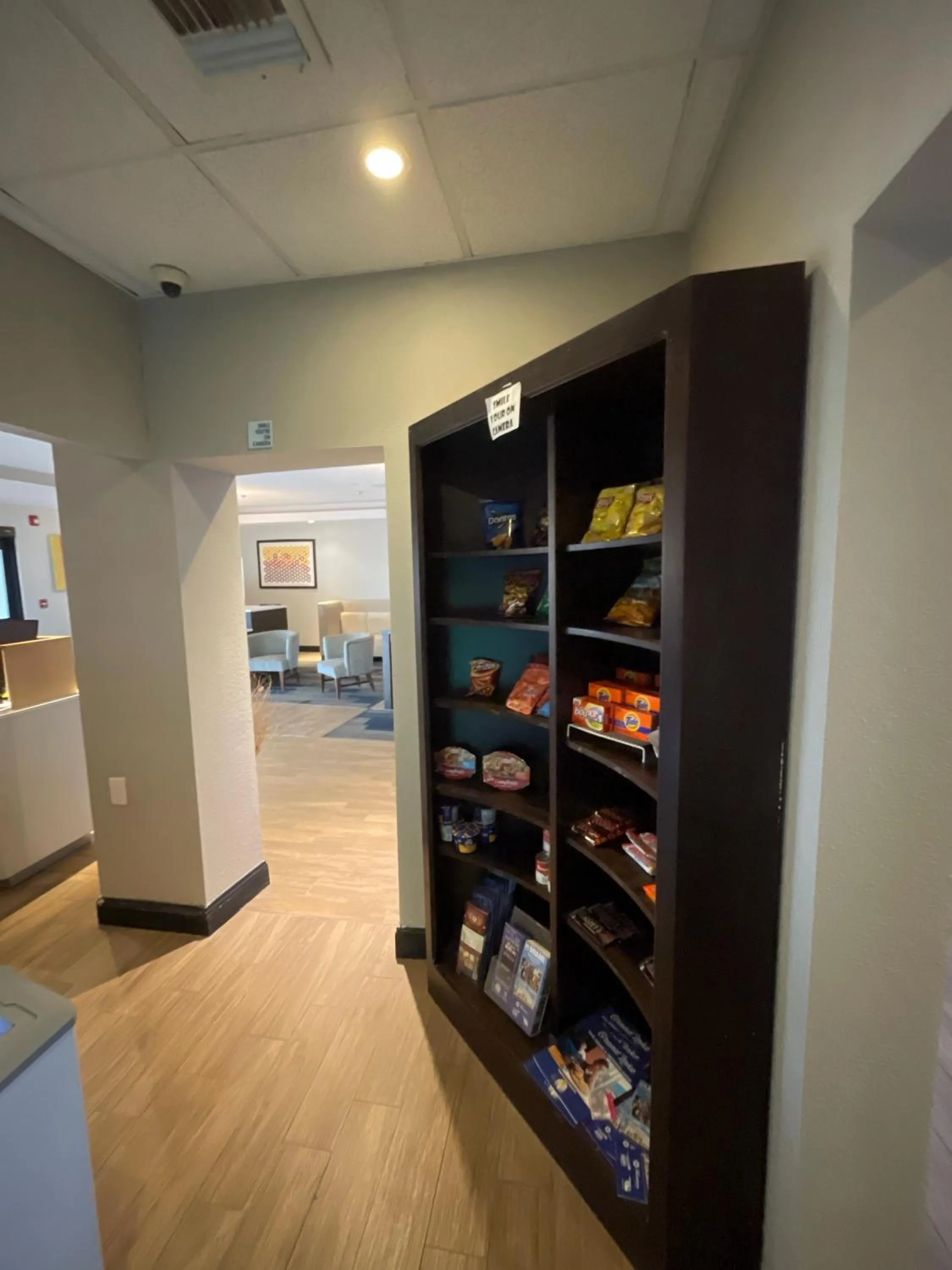 Route 66 inn & Suites