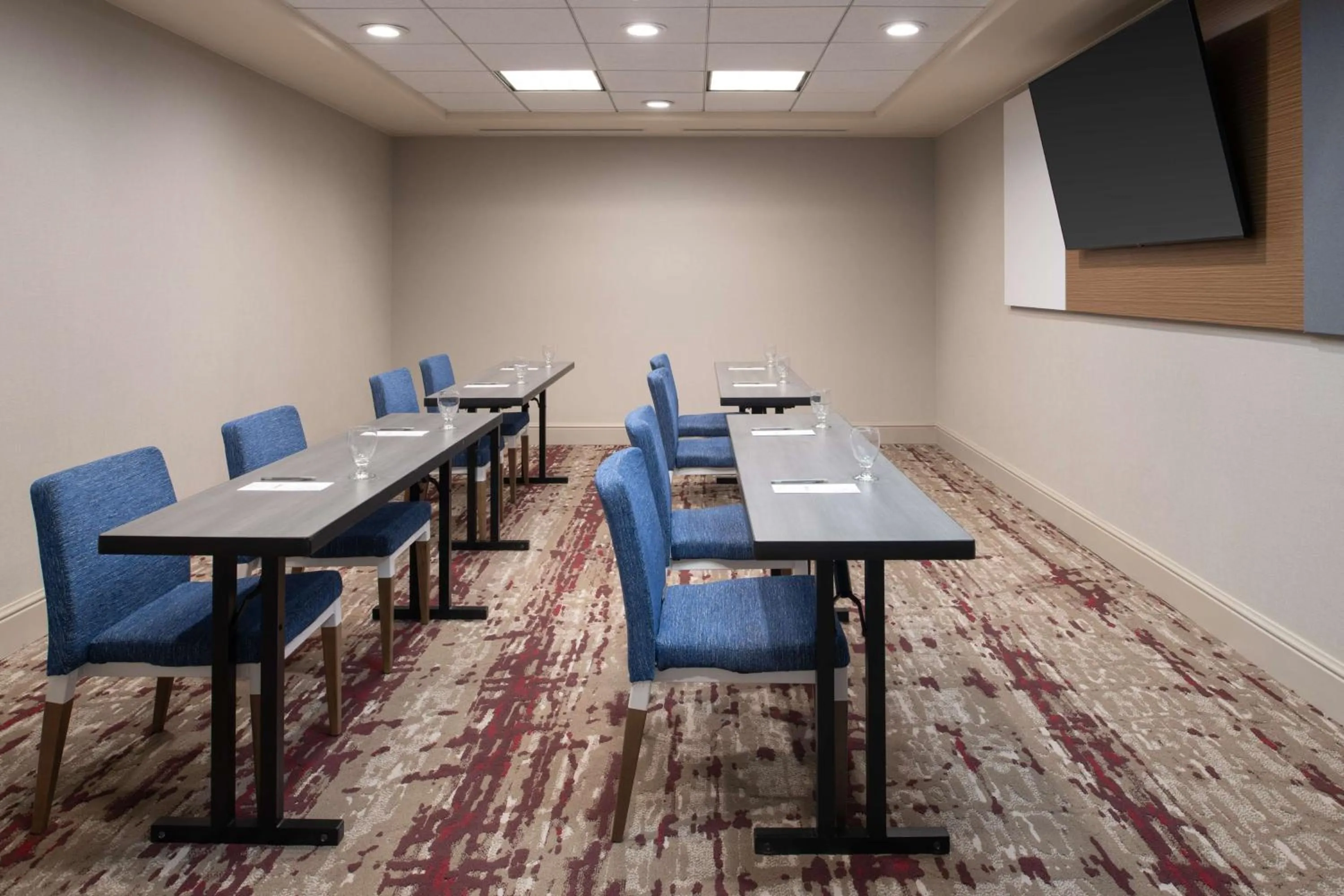 Meeting/conference room in Hilton Garden Inn Fontana