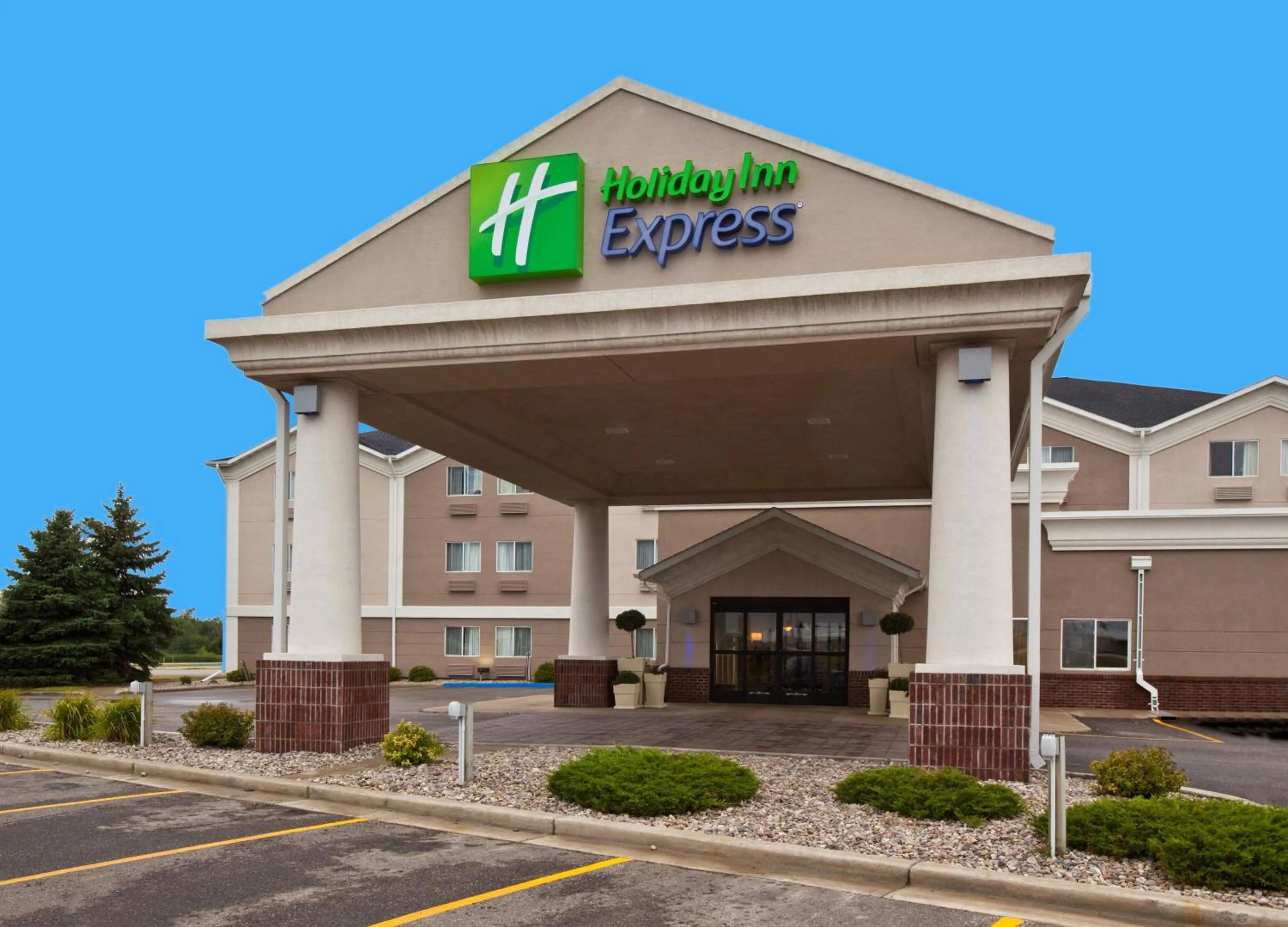 Property building in Holiday Inn Express Jamestown by IHG