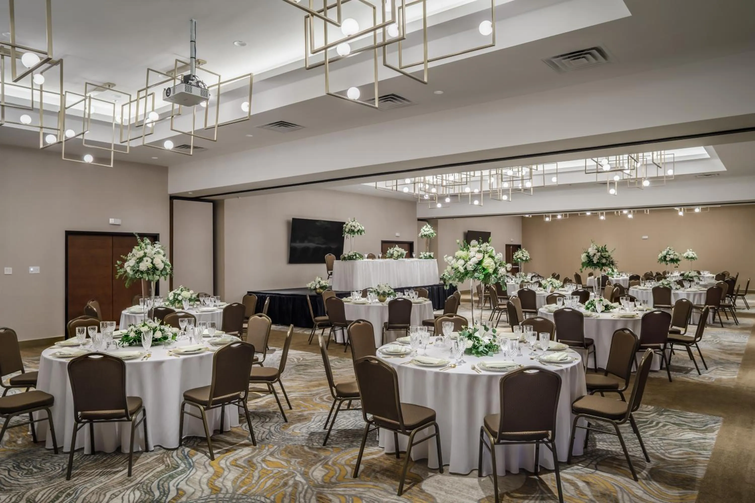 DoubleTree by Hilton Laredo