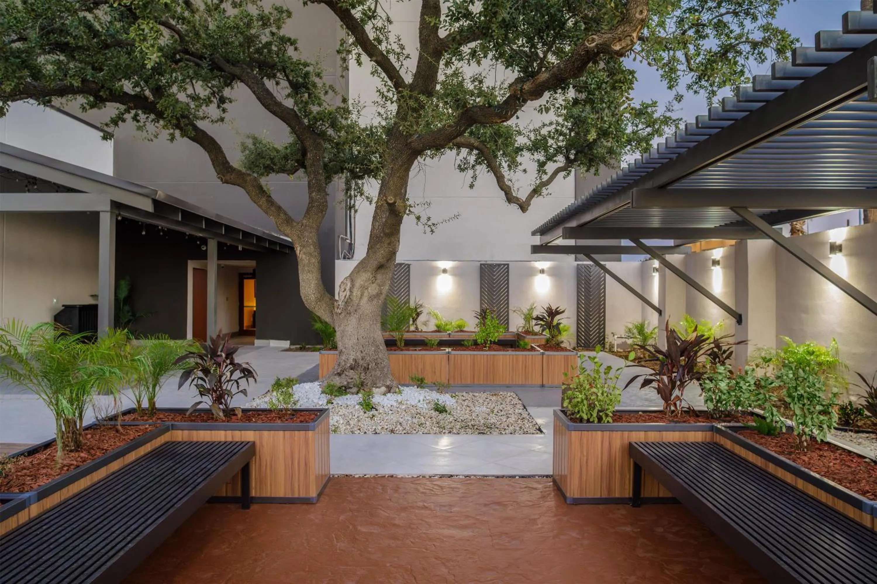 Restaurant/places to eat in DoubleTree by Hilton Laredo