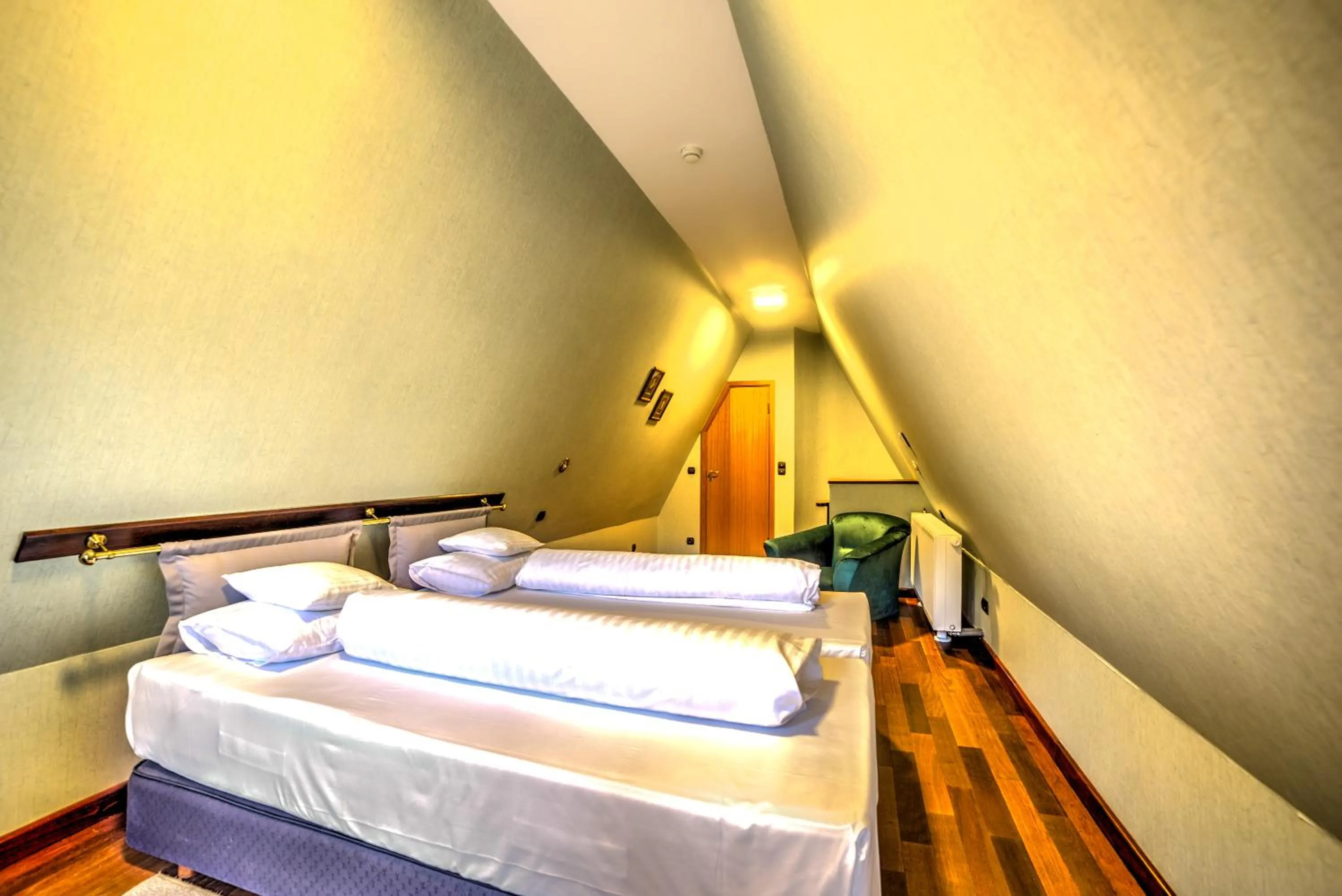 Bed in Jelenia Struga MEDICAL SPA