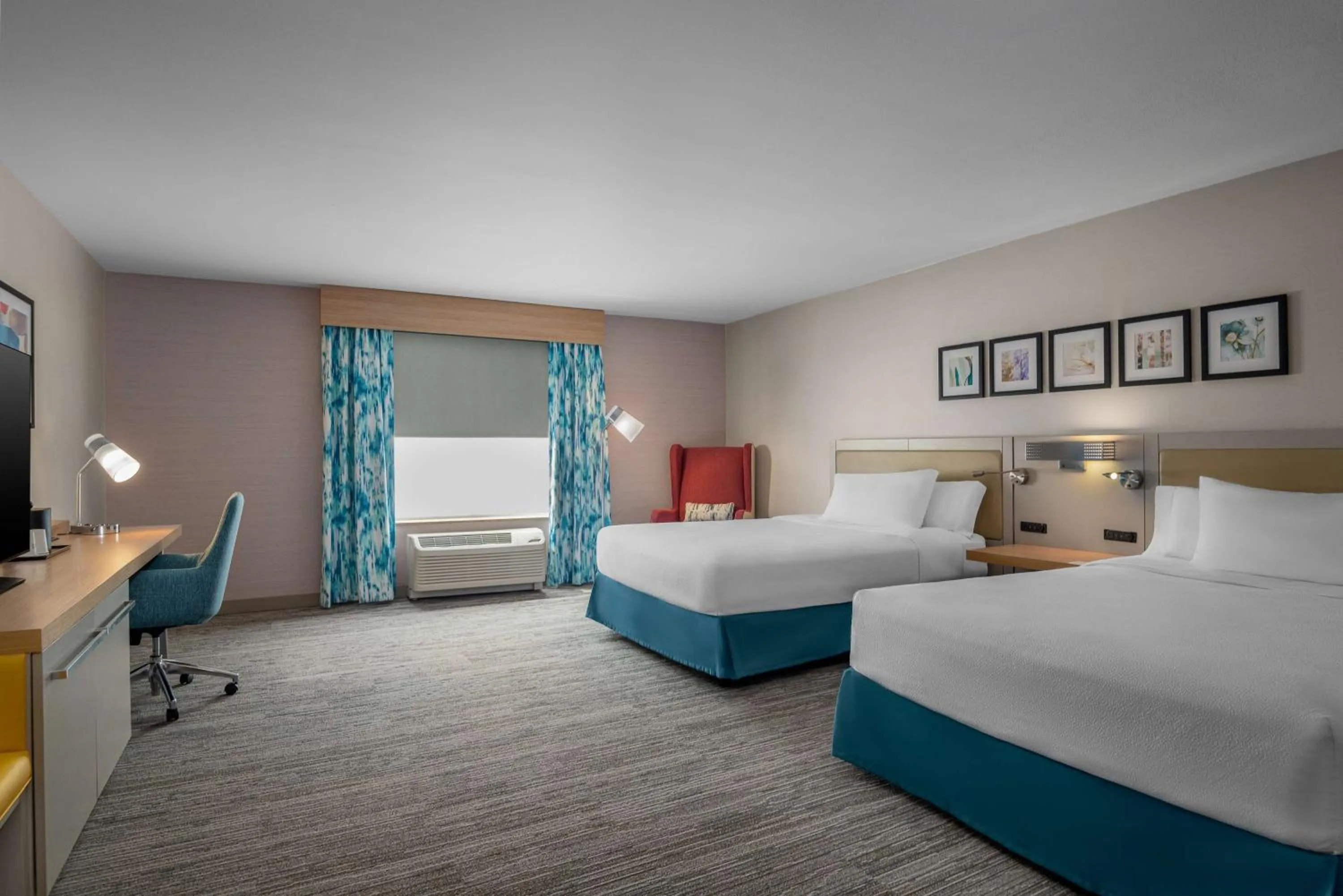 Bedroom, Bed in Hilton Garden Inn Great Falls