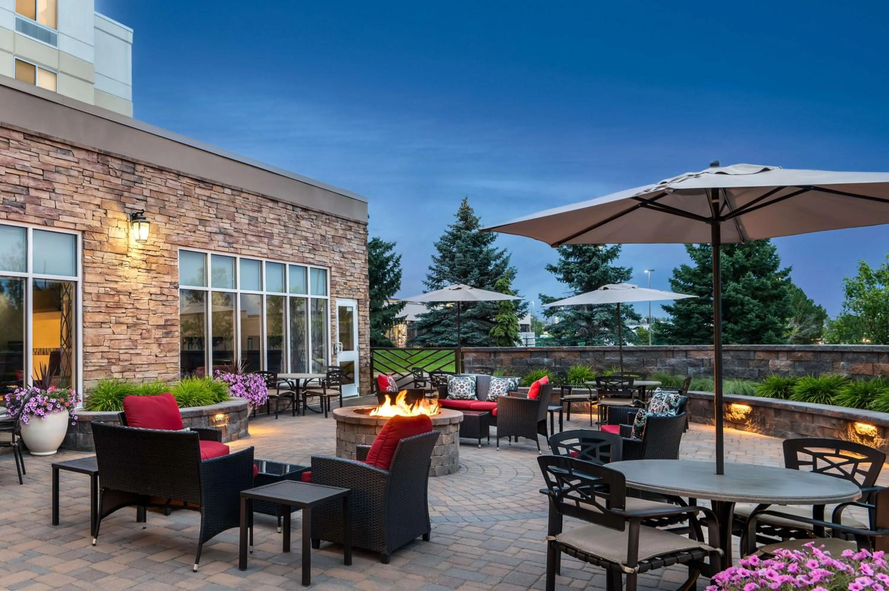 Patio in Hilton Garden Inn Great Falls