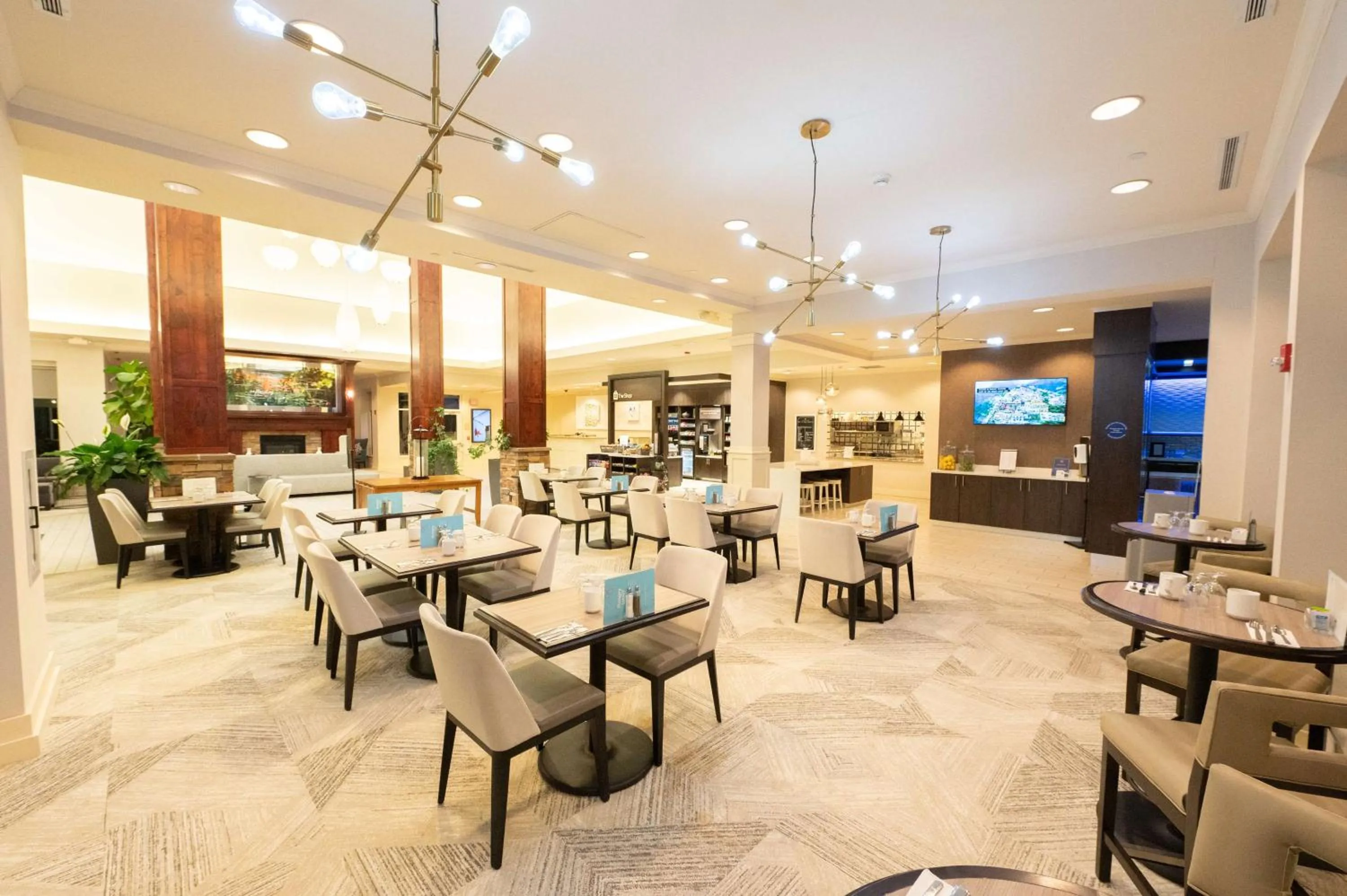 Restaurant/places to eat in Hilton Garden Inn Great Falls