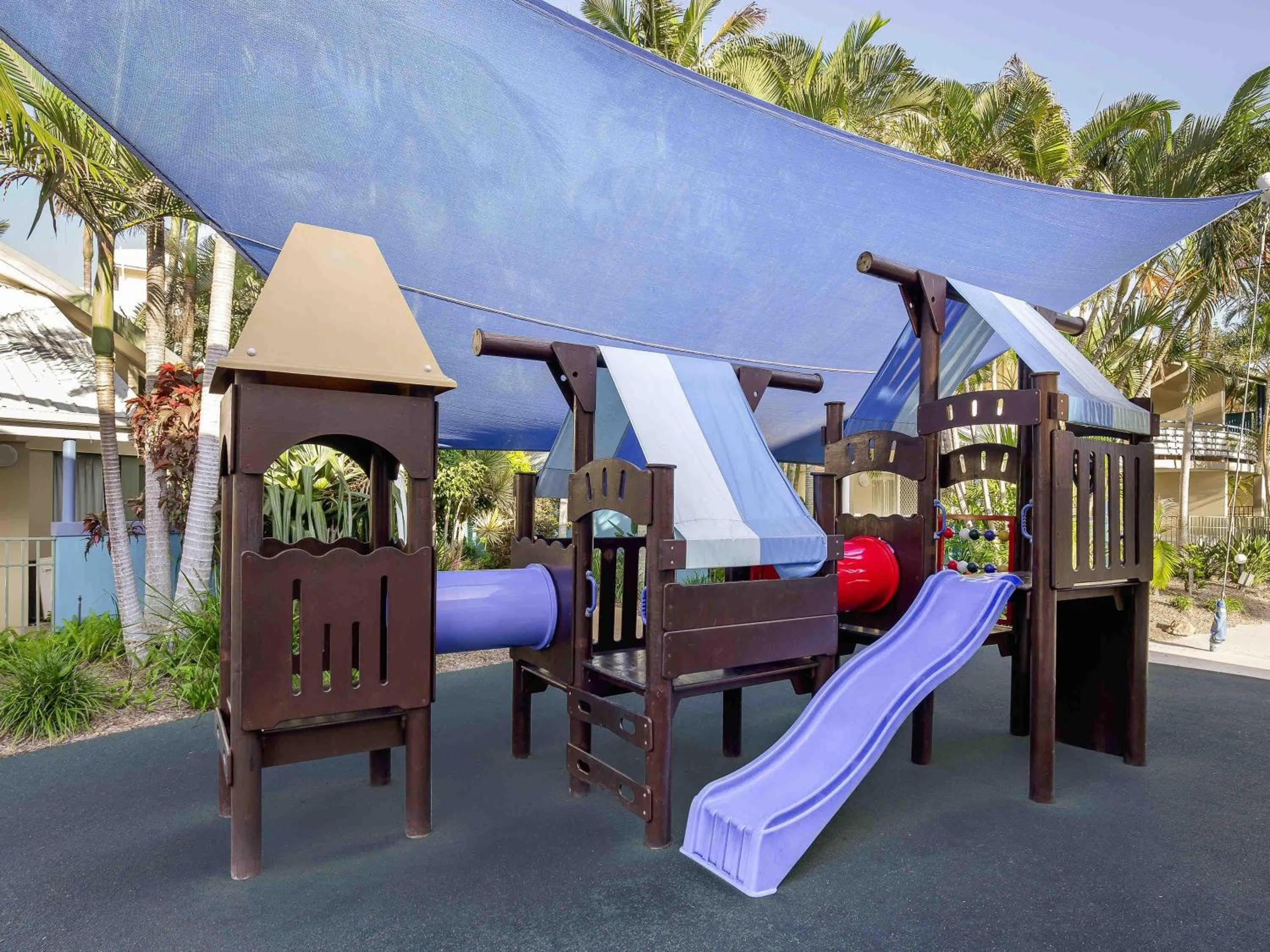 Property building in BreakFree Diamond Beach