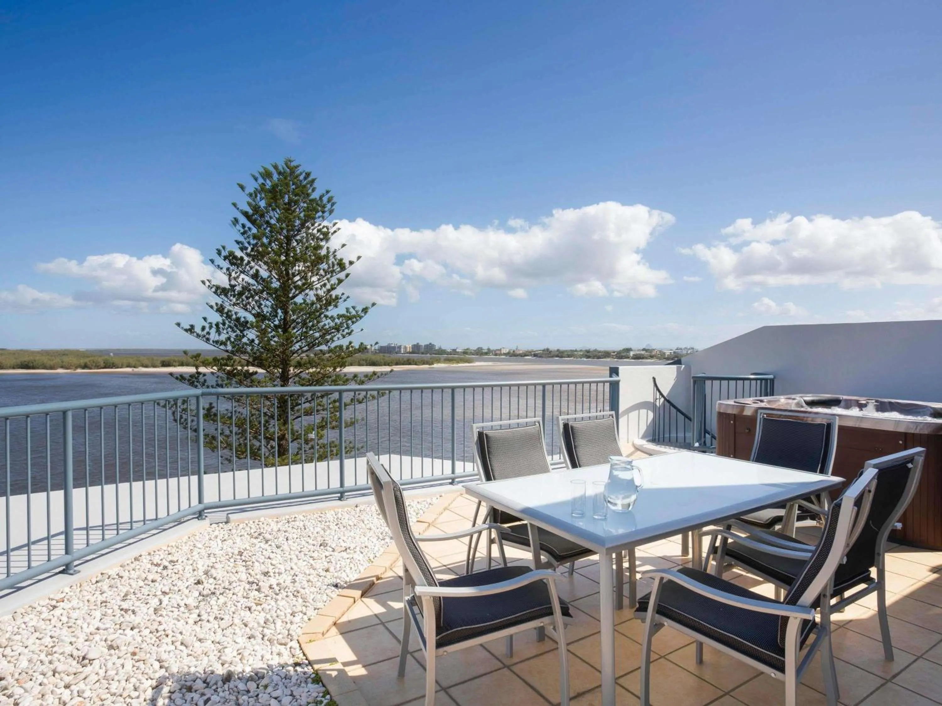 Property building in BreakFree Grand Pacific