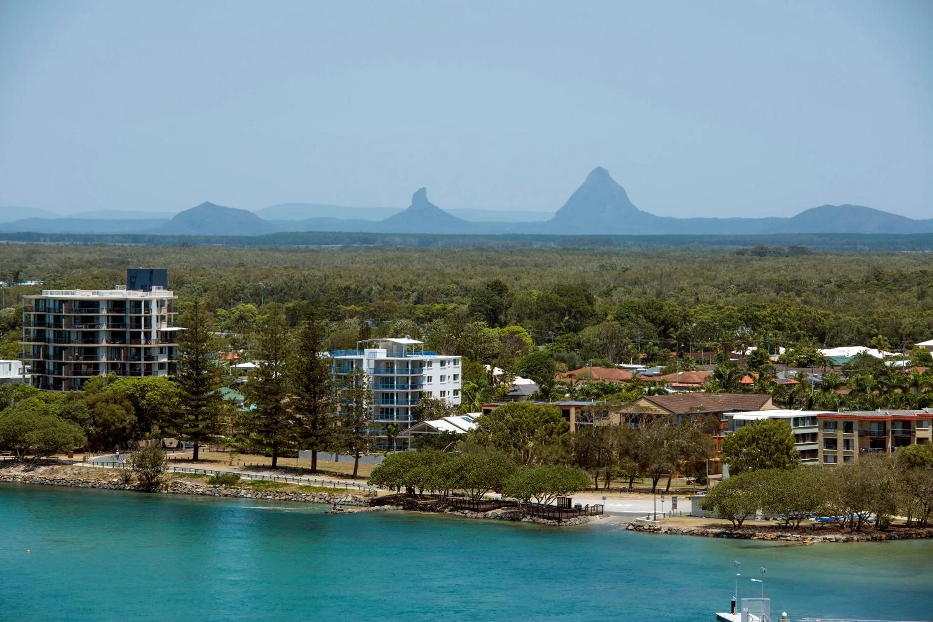 Mountain view in BreakFree Grand Pacific