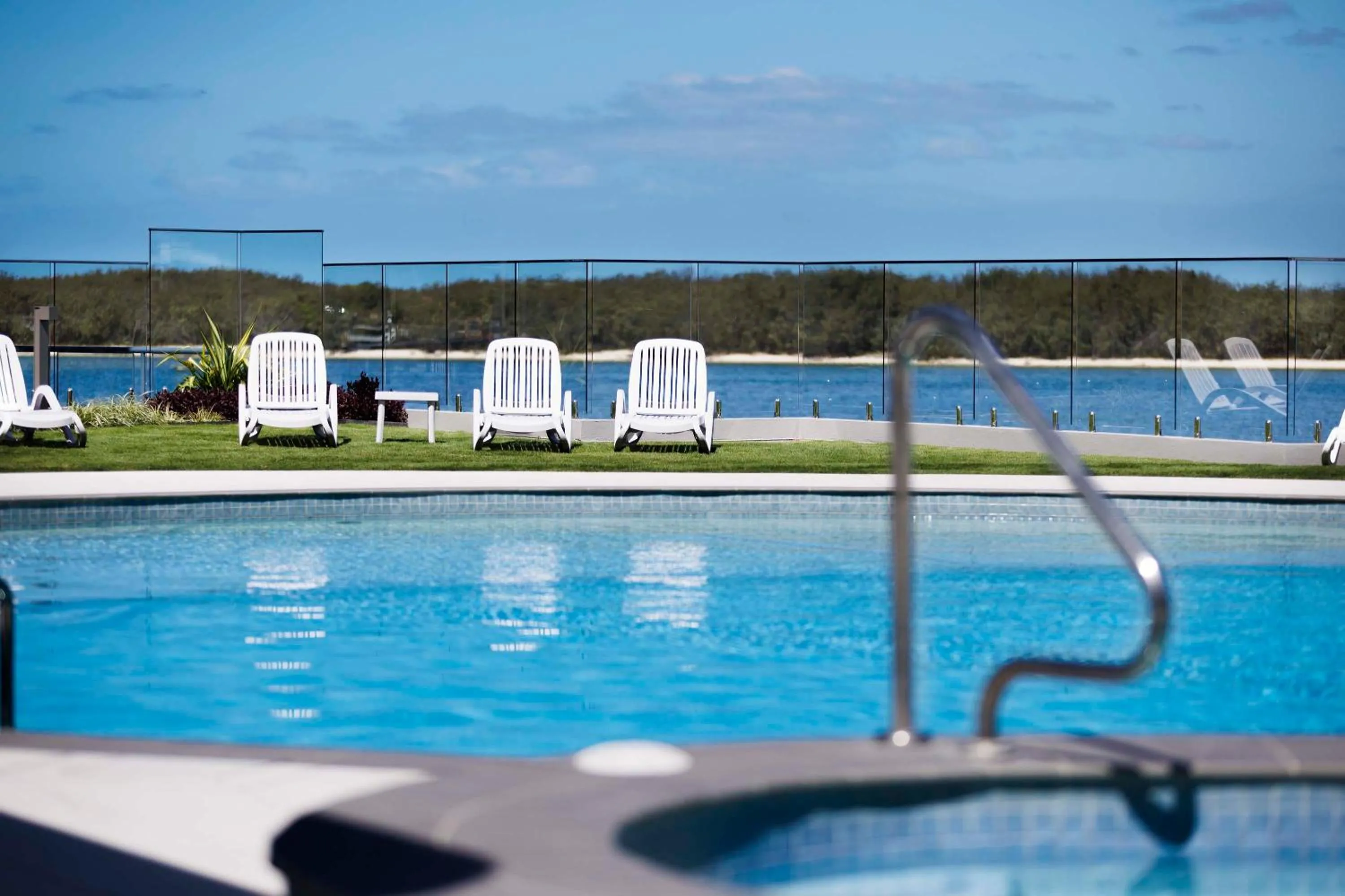Swimming pool in BreakFree Grand Pacific