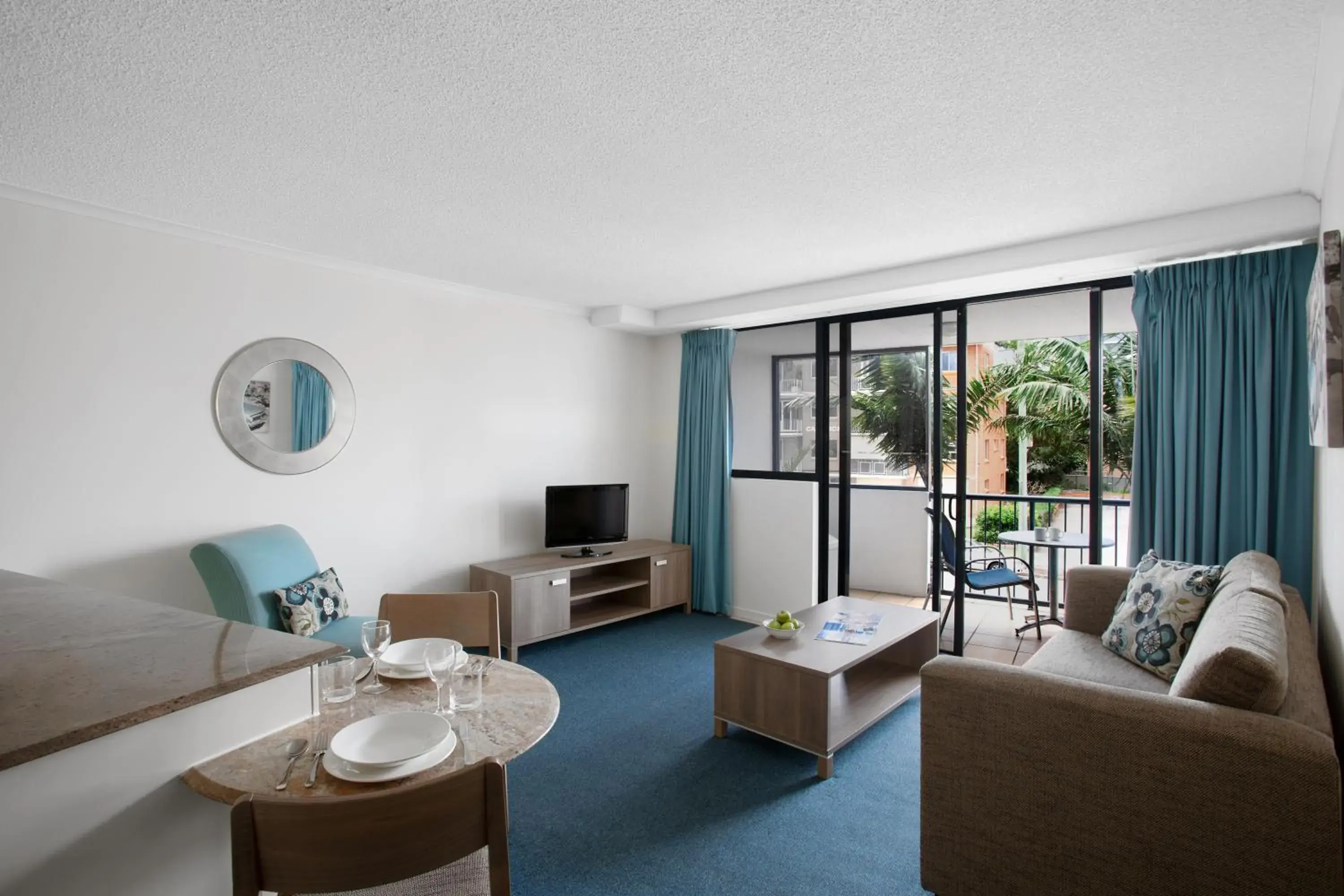 One-Bedroom Apartment with Garden View in BreakFree Grand Pacific One-Bedroom Apartment with Garden View in BreakFree Grand Pacific