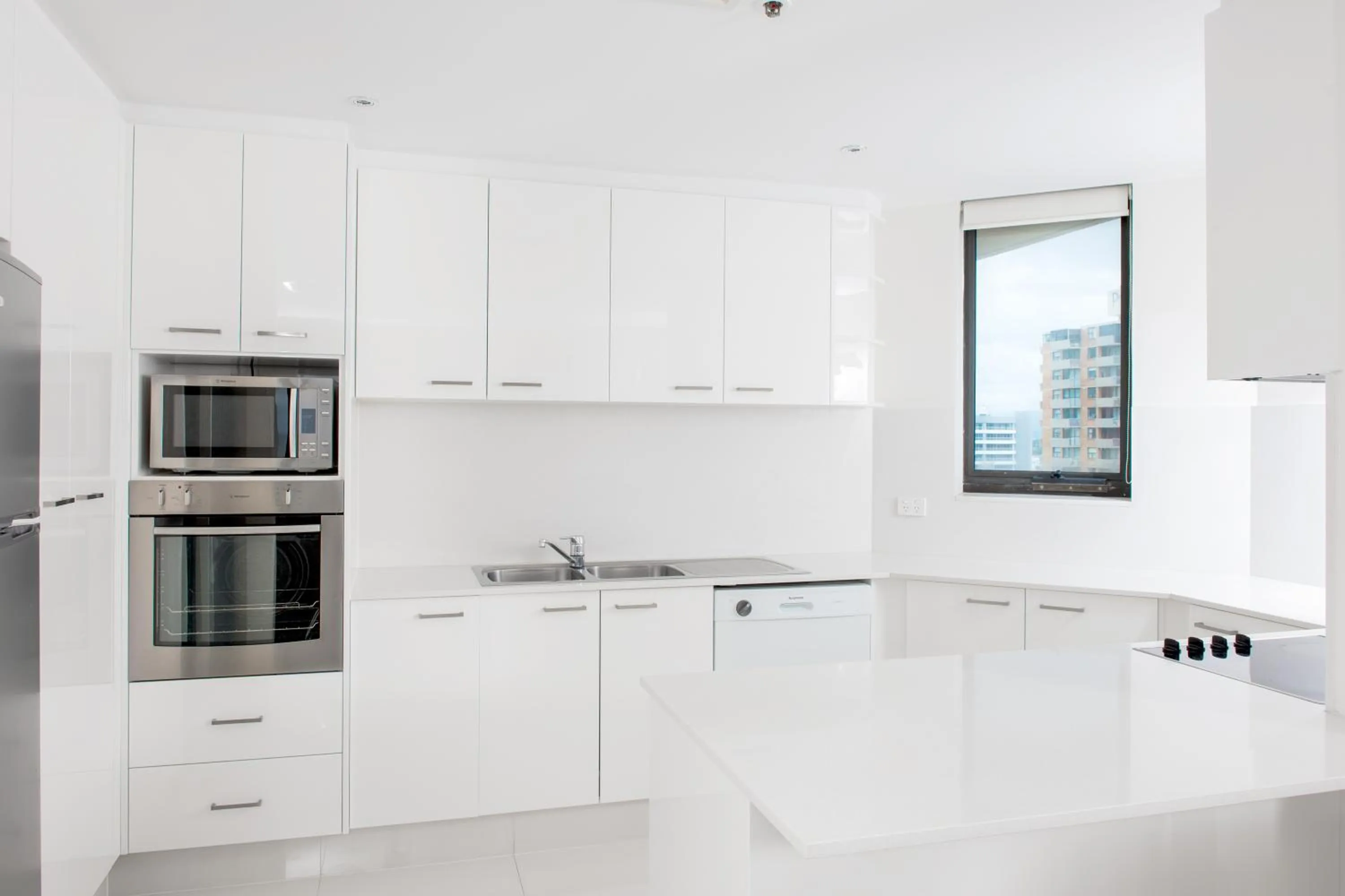 Kitchen or kitchenette in Paradise Centre Apartments