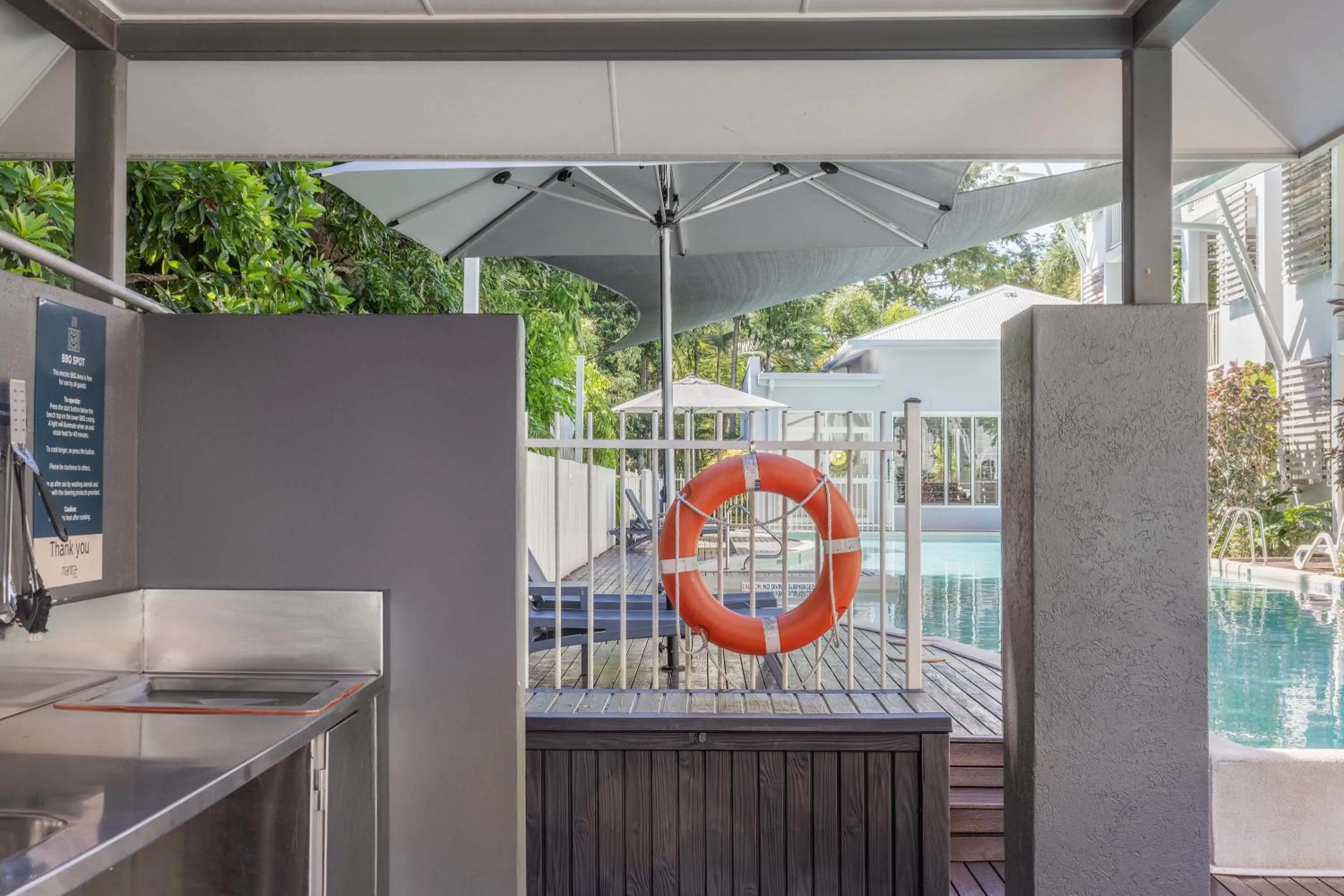 Swimming pool in Mantra Aqueous on Port