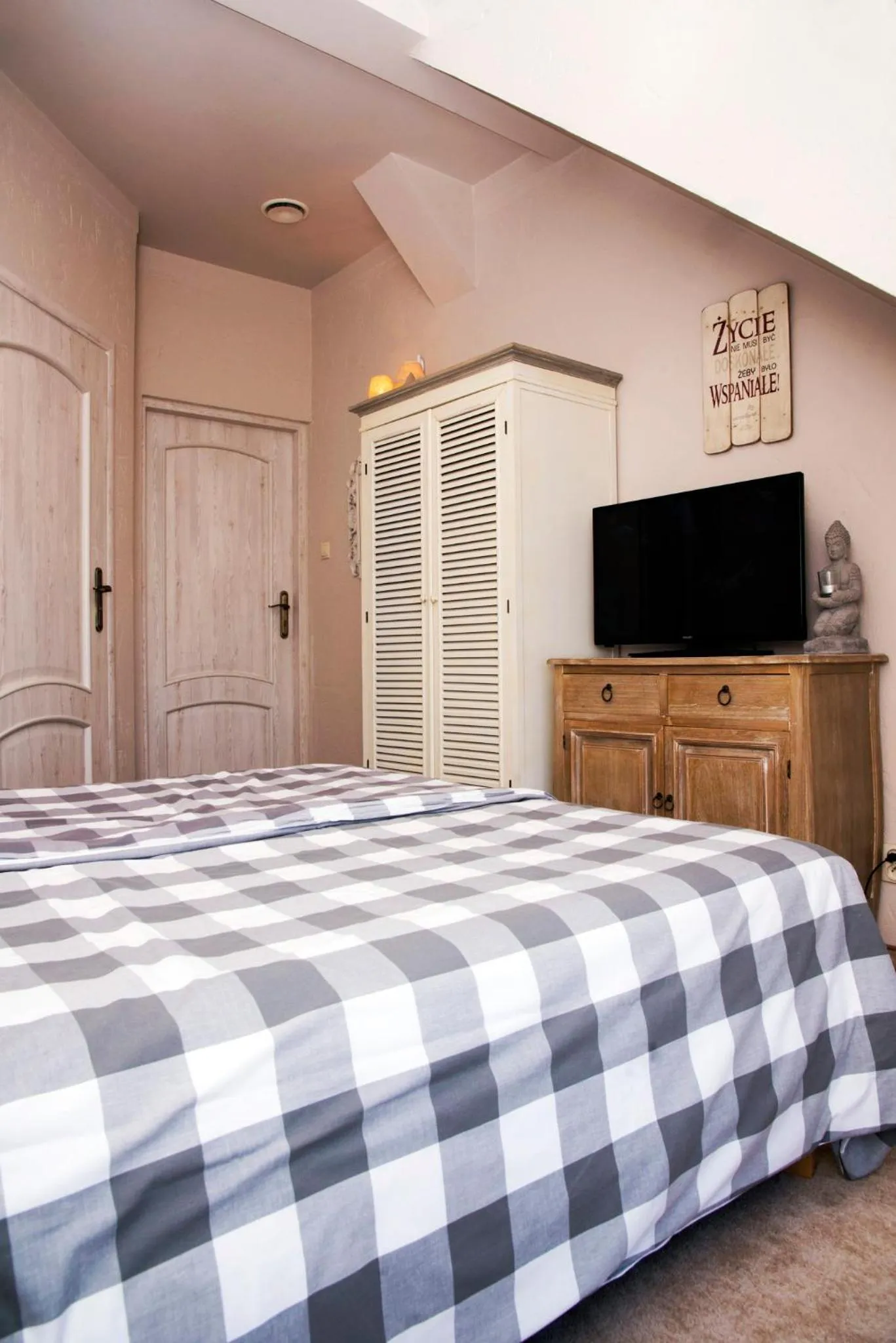 TV and multimedia, Bed in Feniks Agro&Spa Adults Only