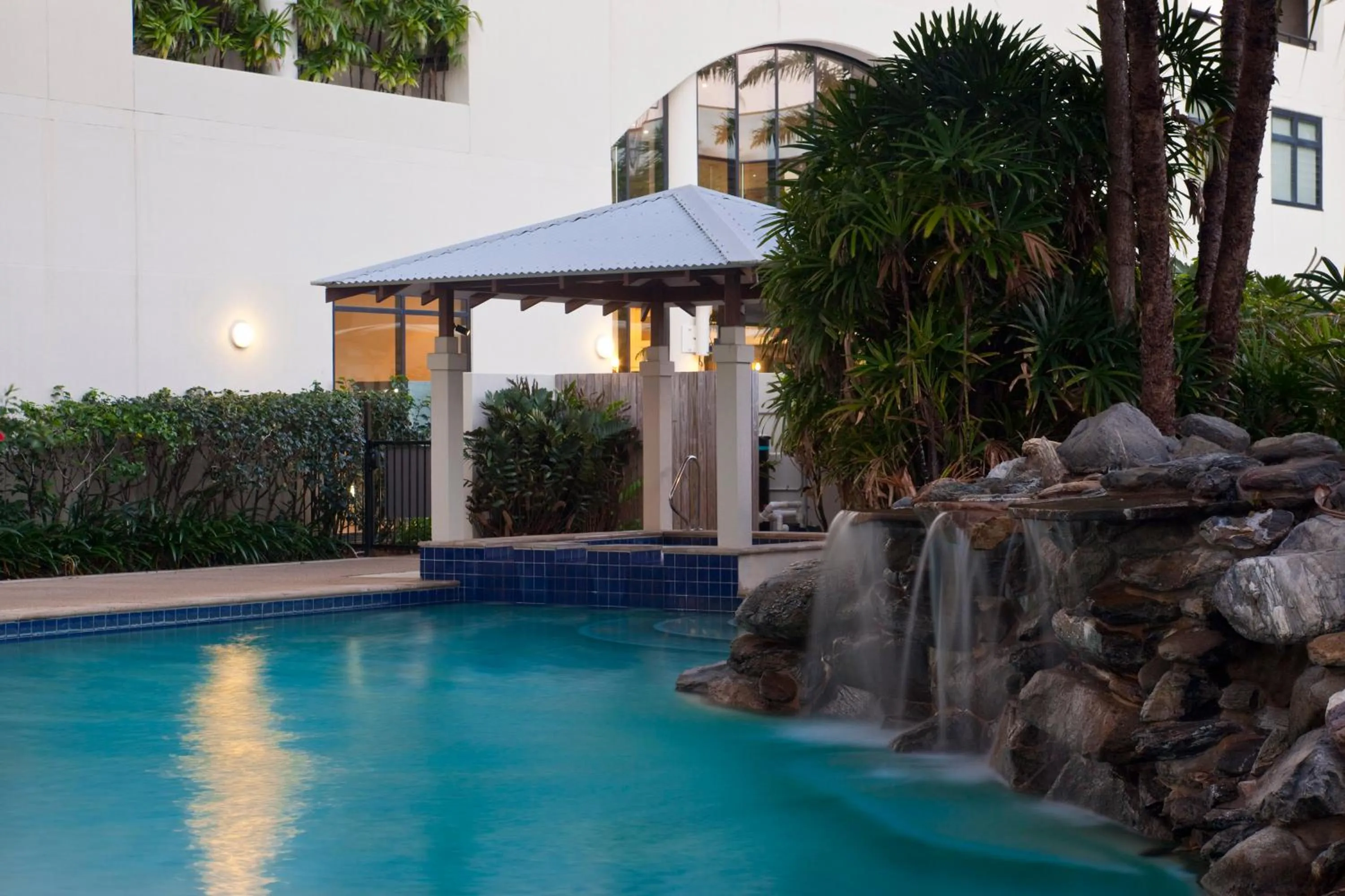 Swimming pool in Mantra Esplanade